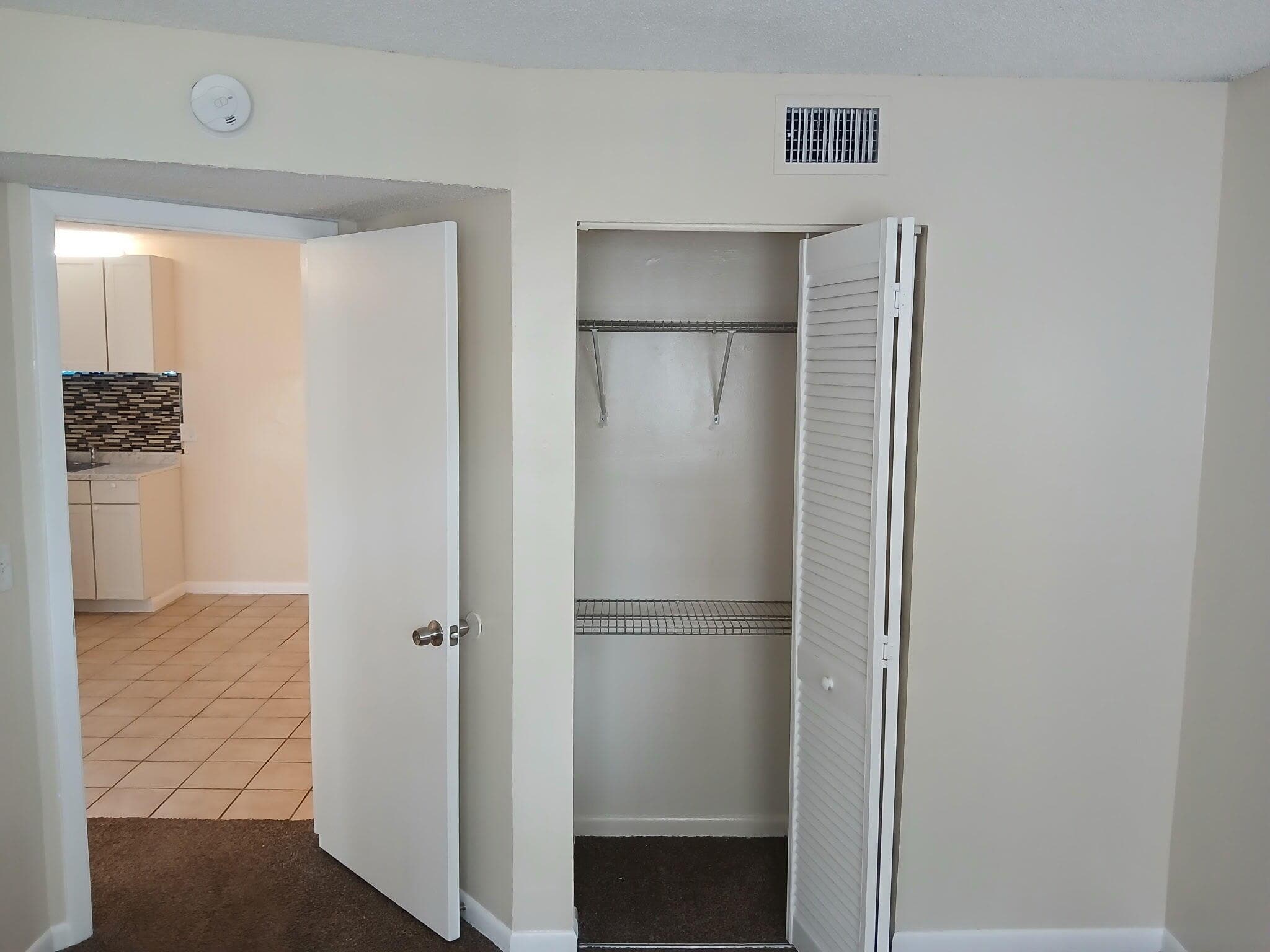 677 Trace Circle 101, Deerfield Beach, FL 33441 — photo 9 of 34