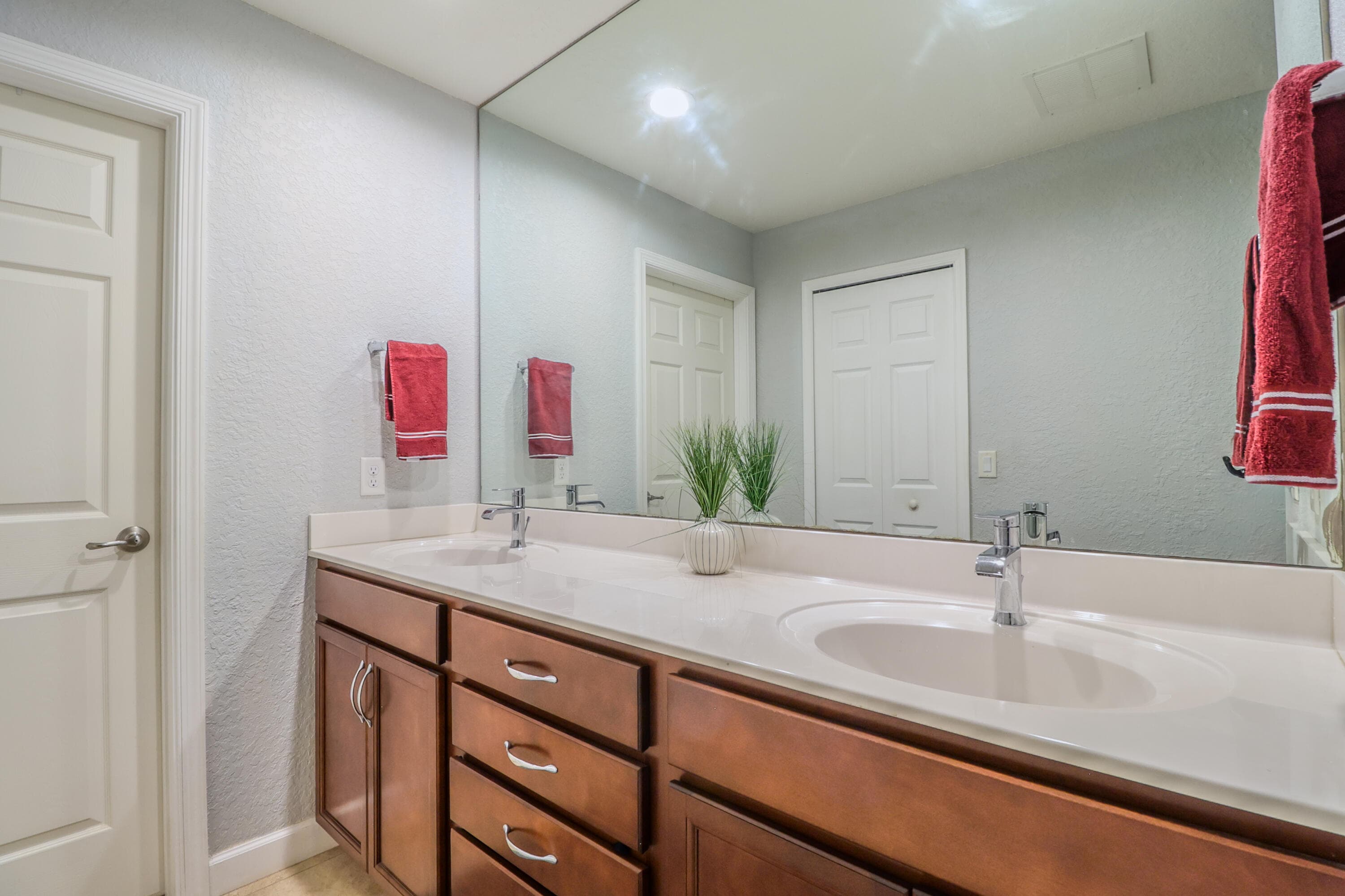 8 Mediterranean Boulevard N, Port St. Lucie, FL 34952 — photo 8 of 14
