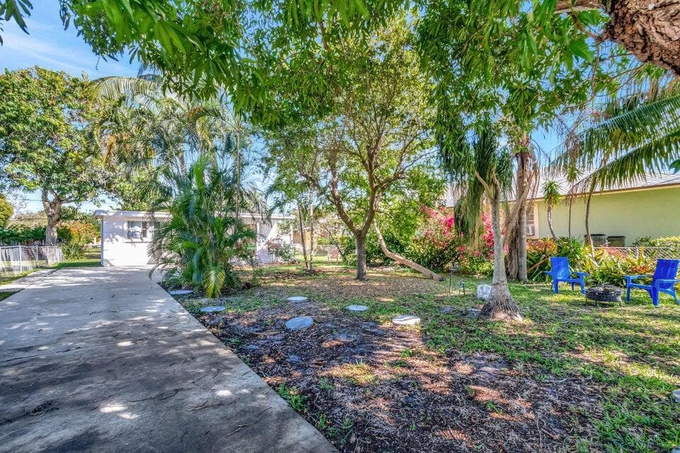 237 SW 3rd Avenue, Delray Beach, FL 33444 — photo 28 of 37