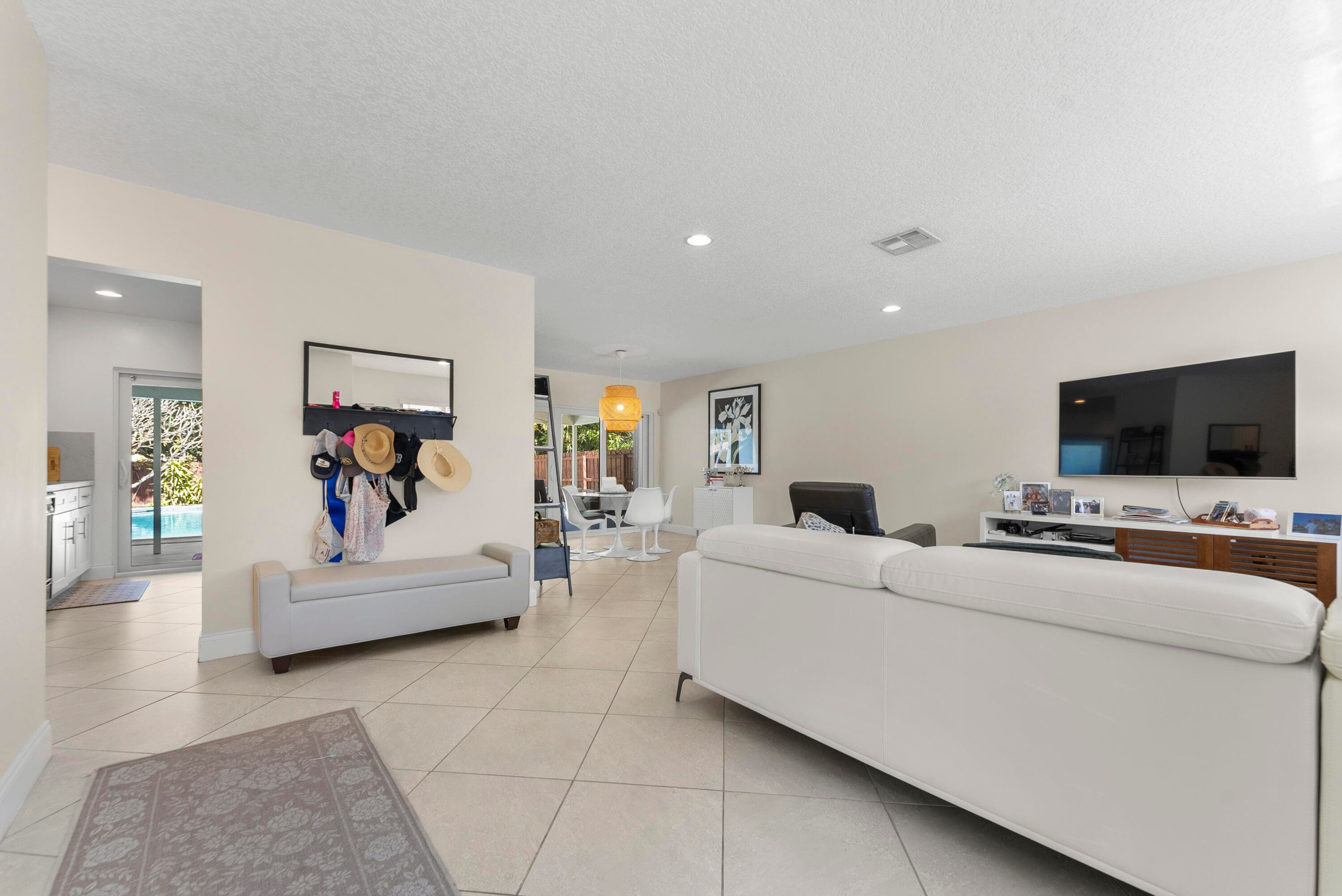 401 NE 10th Ter Terrace, Boca Raton, FL 33432 — photo 7 of 46
