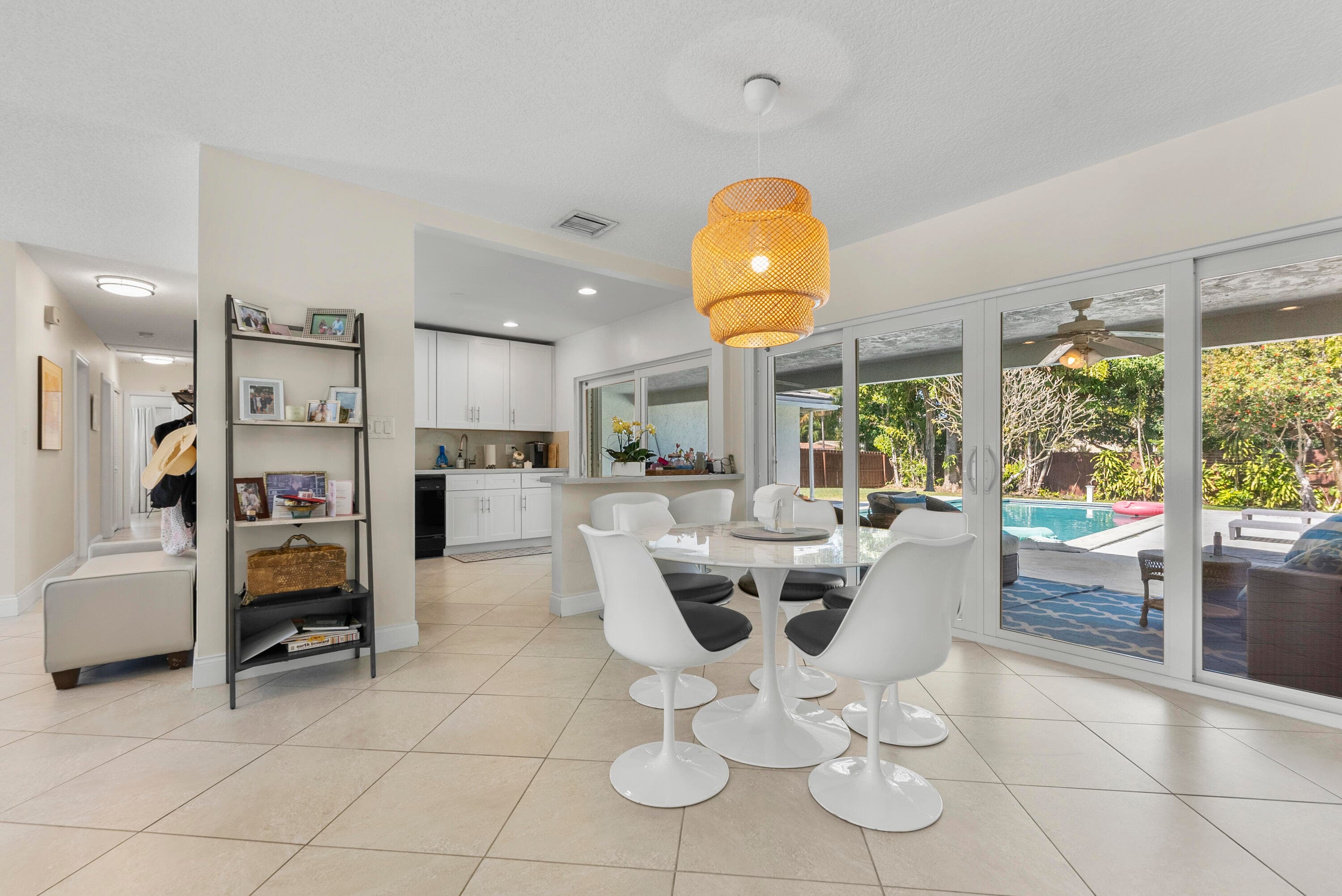401 NE 10th Ter Terrace, Boca Raton, FL 33432 — photo 14 of 46