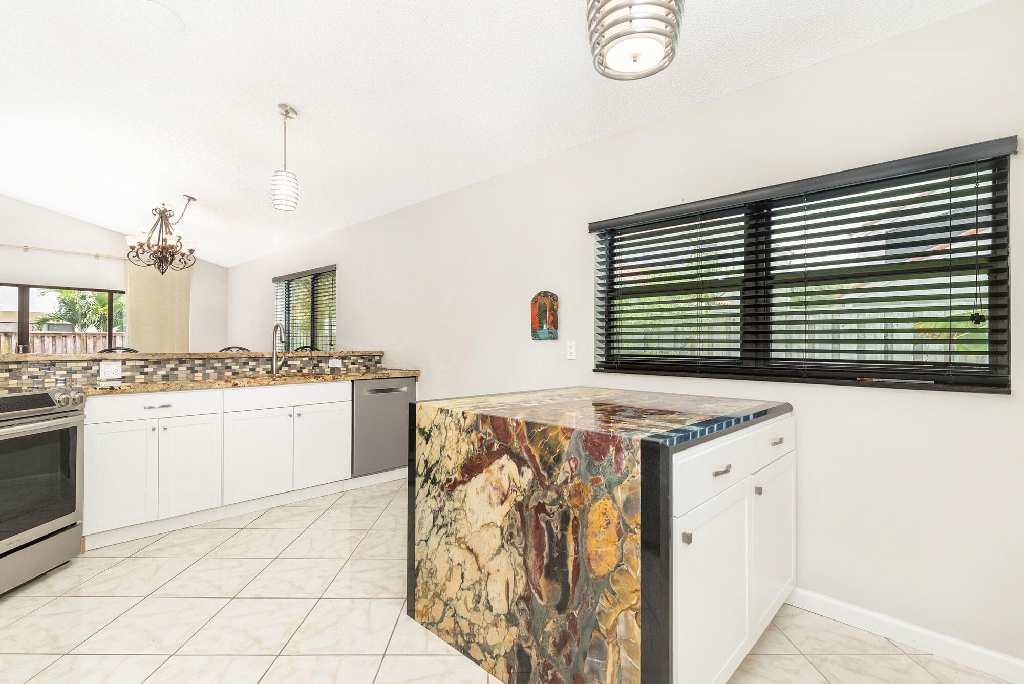 2690 Mikasa Drive, Palm Beach Gardens, FL 33410 — photo 9 of 30