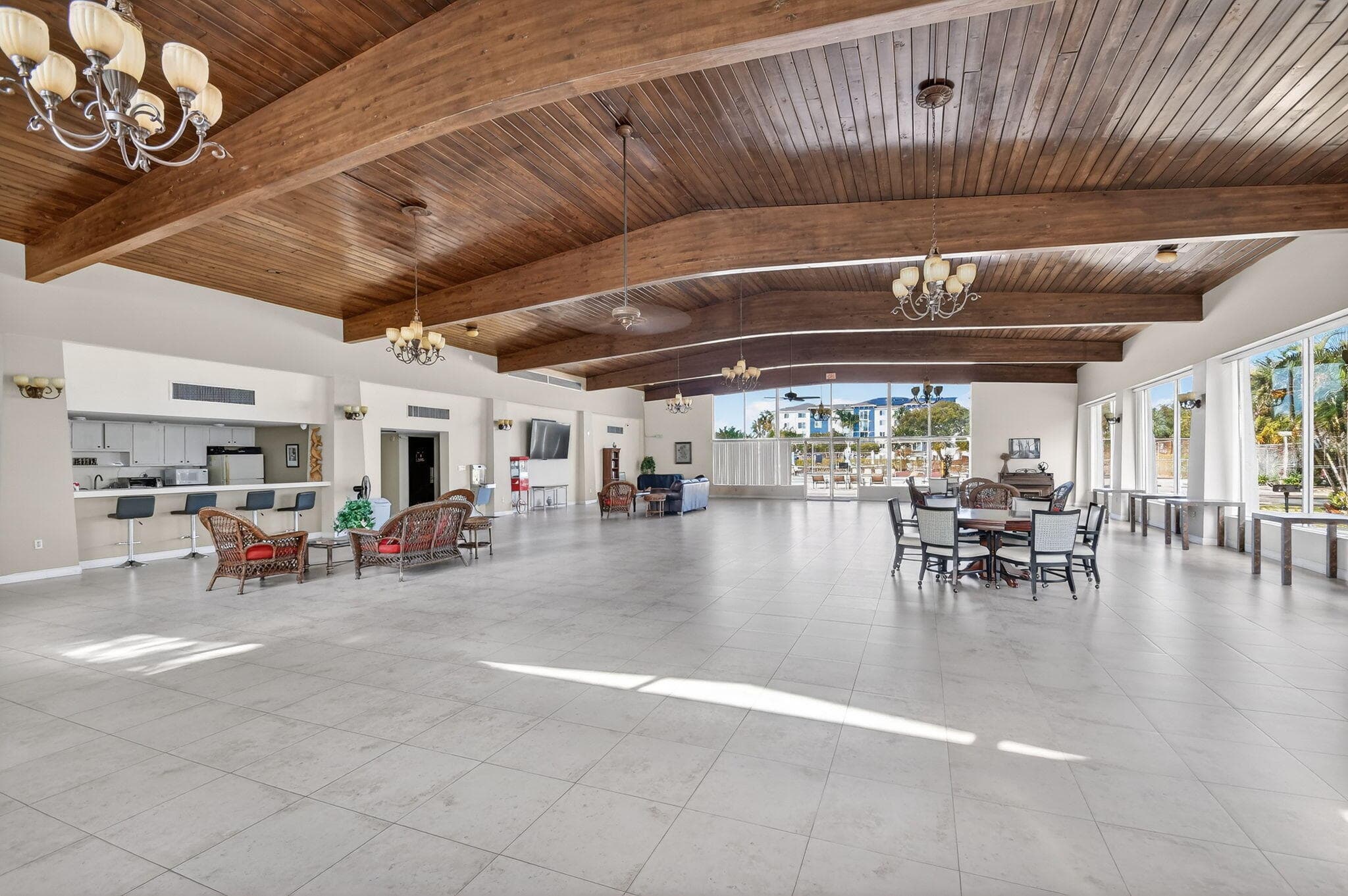 470 Executive Center Drive 4j, West Palm Beach, FL 33401 — photo 39 of 61
