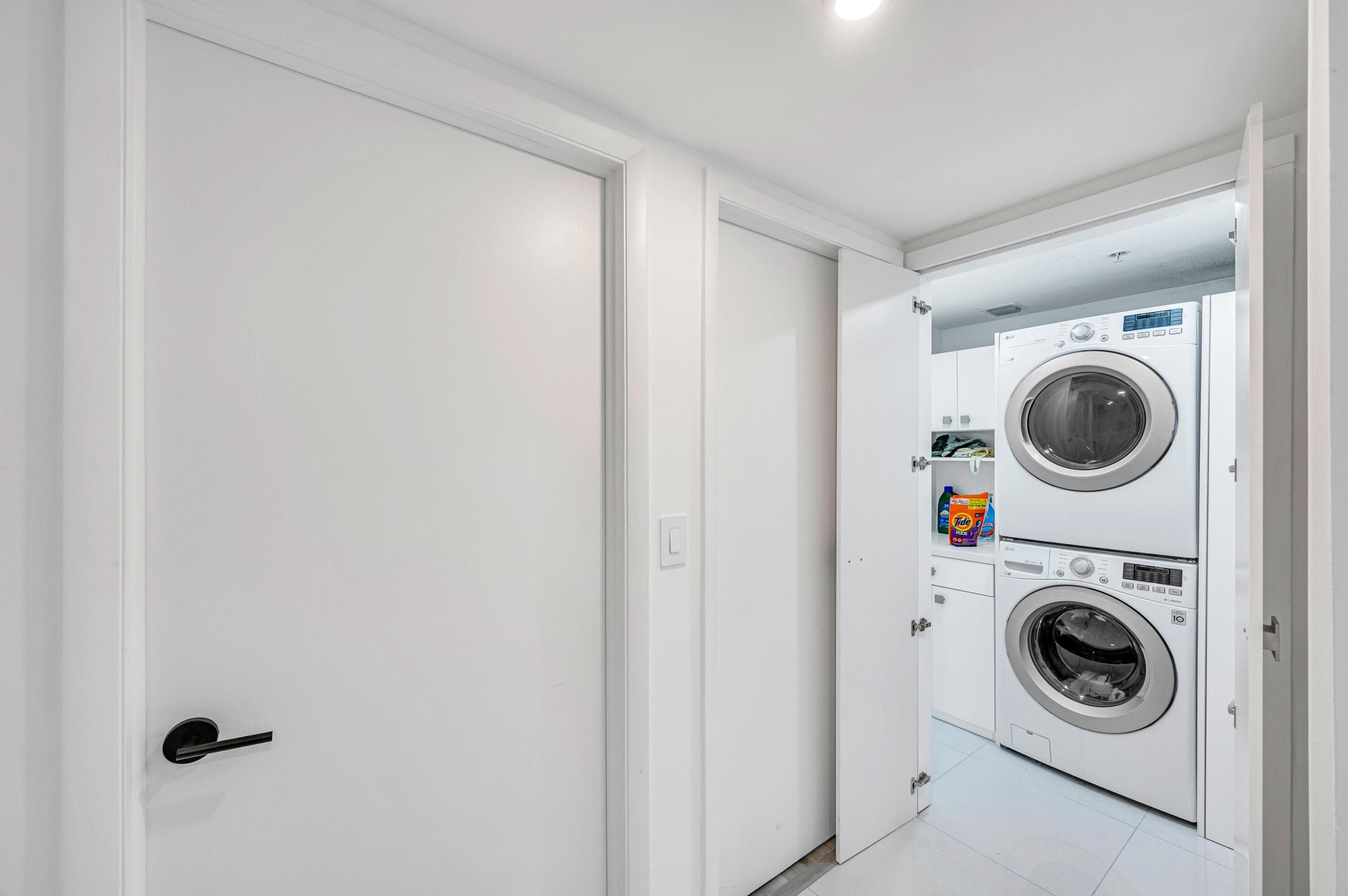 665 NE 25th Street 1001, Miami, FL 33137 — photo 25 of 52
