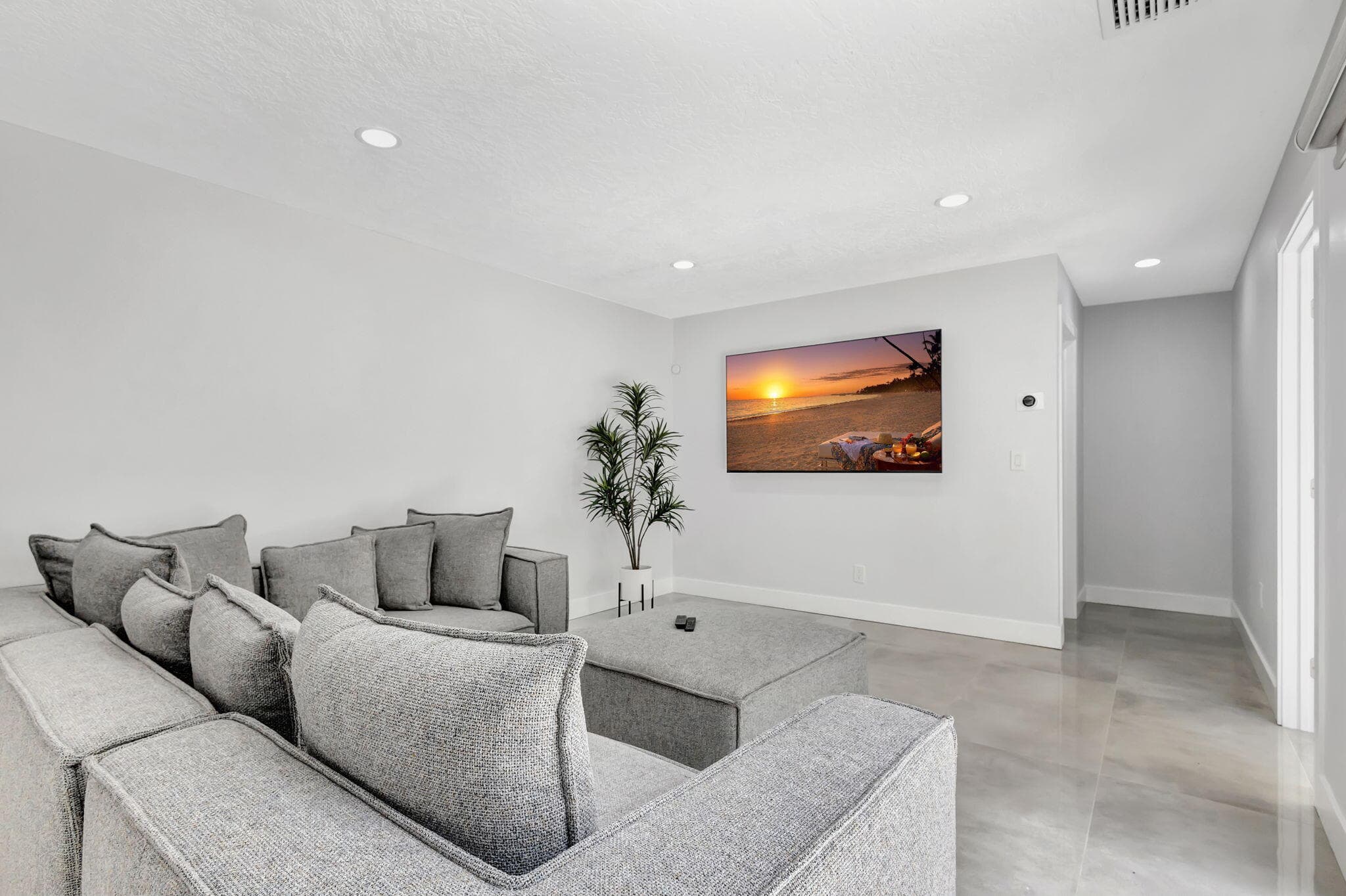 355 Prestwick Circle 4, Palm Beach Gardens, FL 33418 — photo 12 of 64