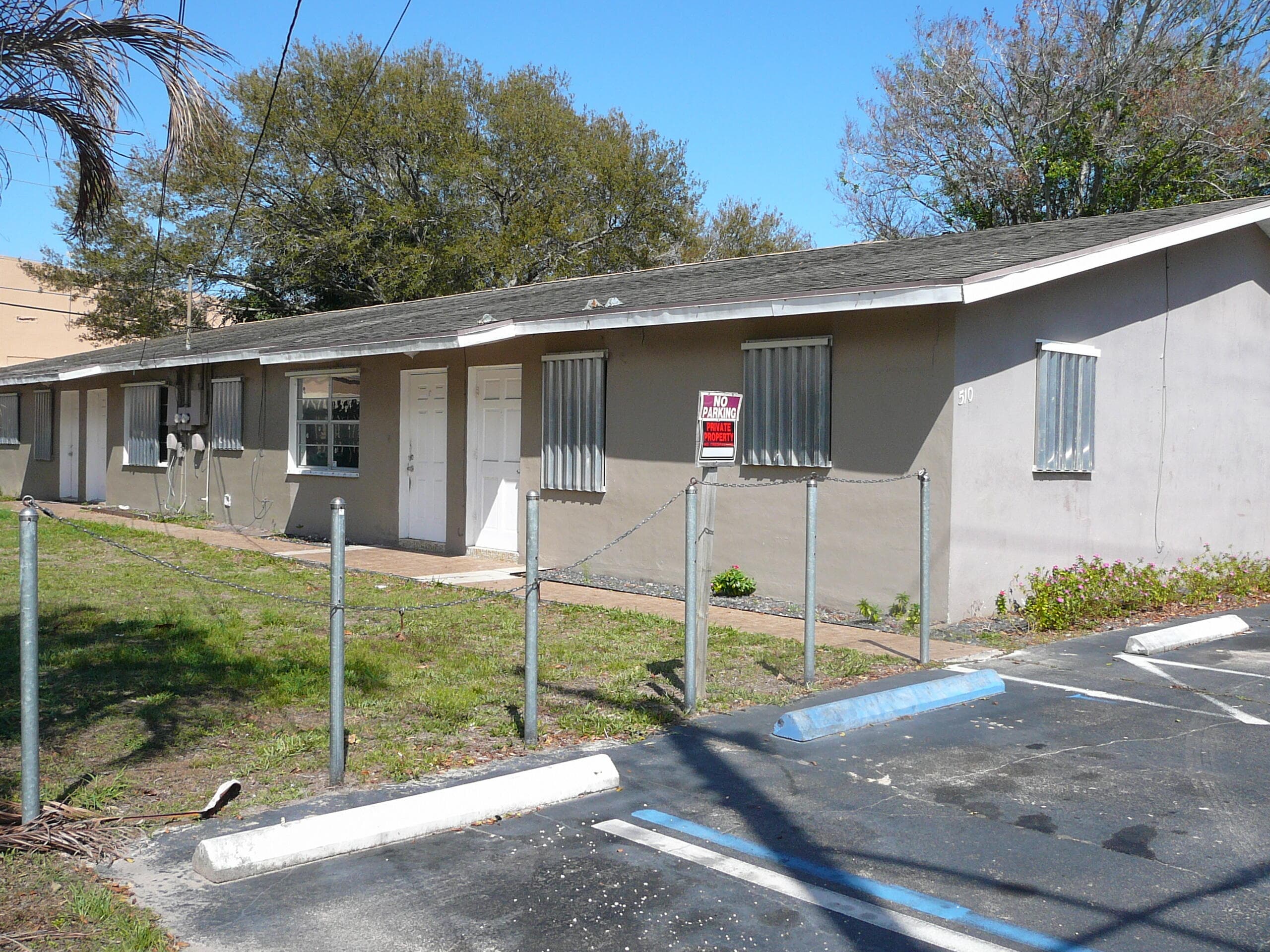 510 Gardenia Avenue, Fort Pierce, FL 34982 — photo 1 of 42