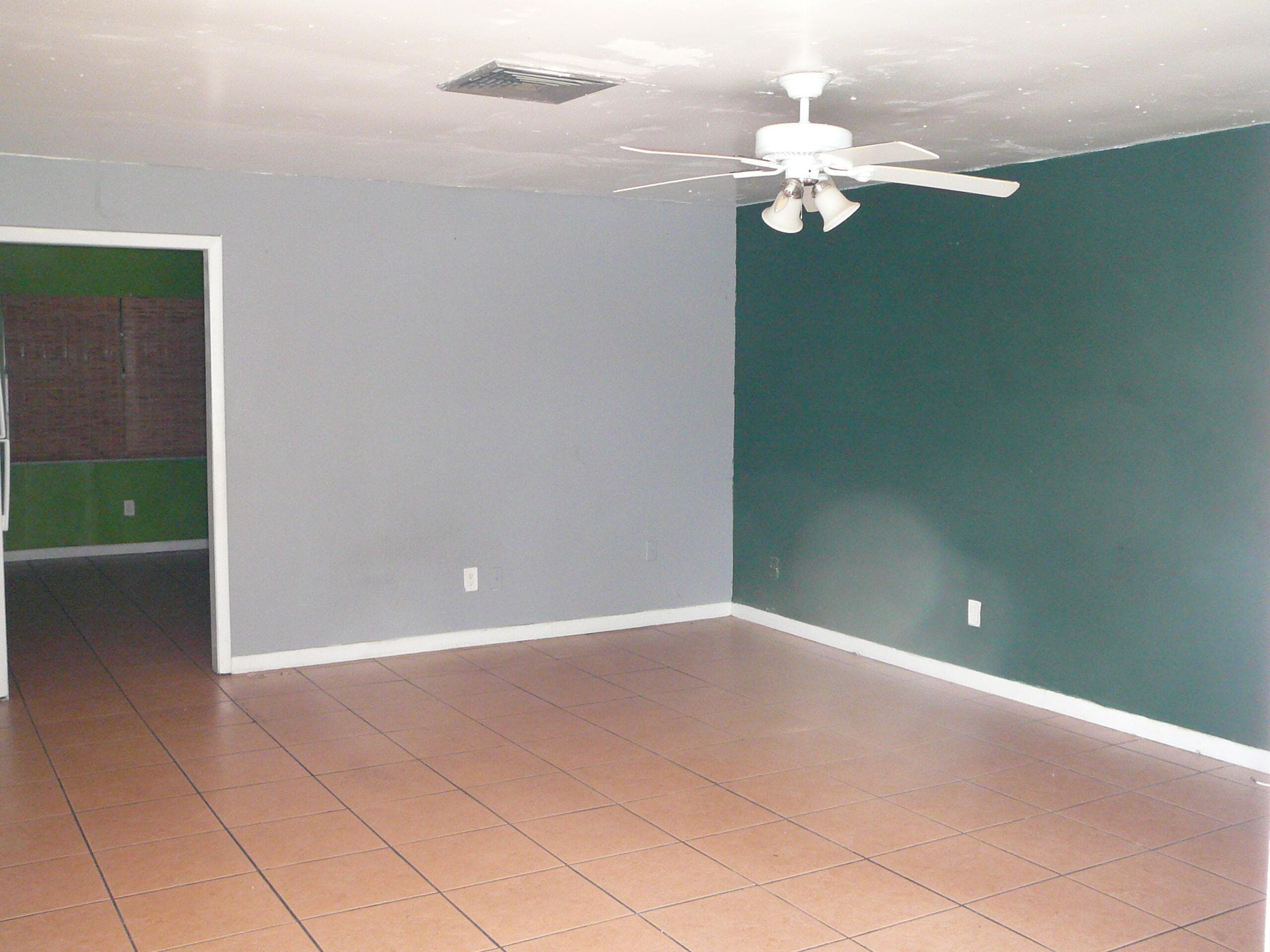 510 Gardenia Avenue, Fort Pierce, FL 34982 — photo 6 of 42