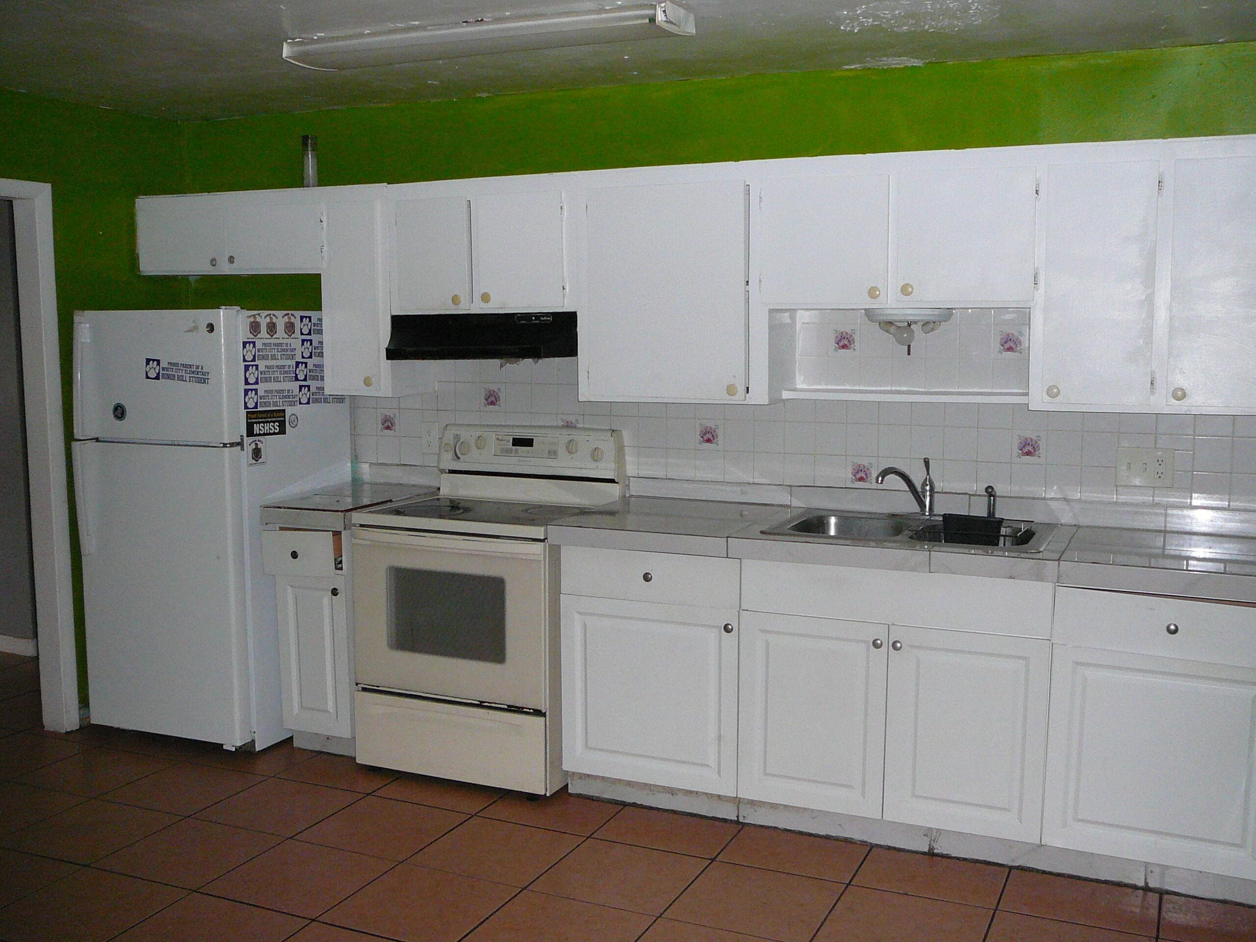 510 Gardenia Avenue, Fort Pierce, FL 34982 — photo 10 of 42