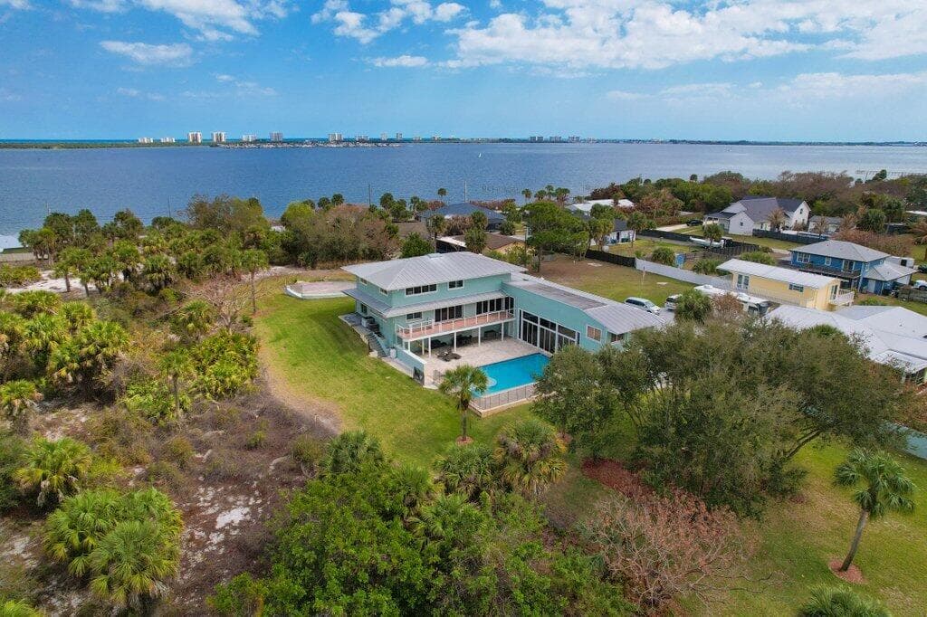 3712 E Mockingbird Hill, Jensen Beach, FL 34957 — photo 9 of 62