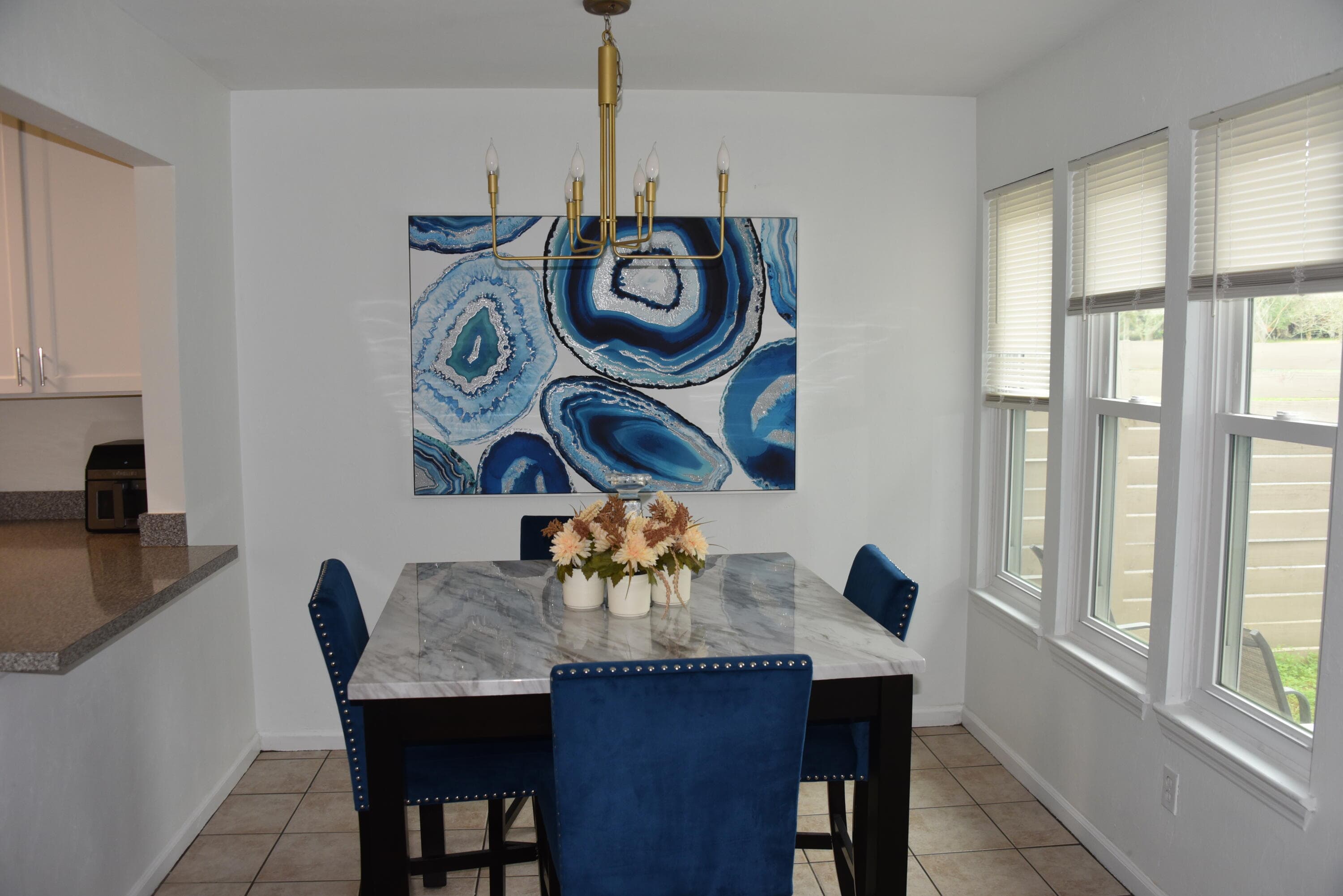 650 W Tharpe Street, Tallahassee, FL 32303 — photo 3 of 8