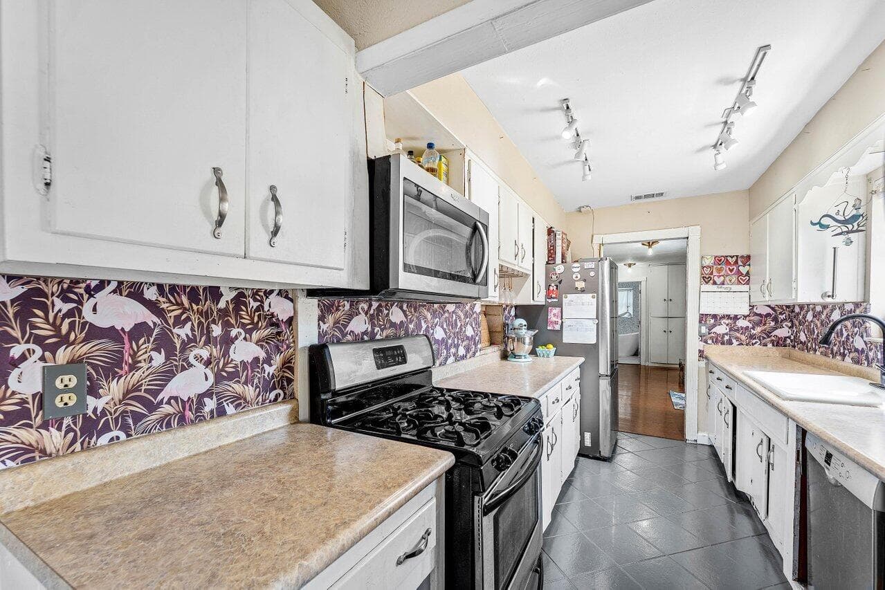 102 NE 22nd Street, Delray Beach, FL 33444 — photo 16 of 28
