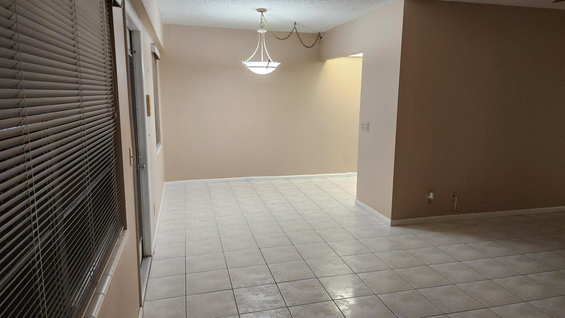 251 Fanshaw F, Boca Raton, FL 33434 — photo 2 of 15