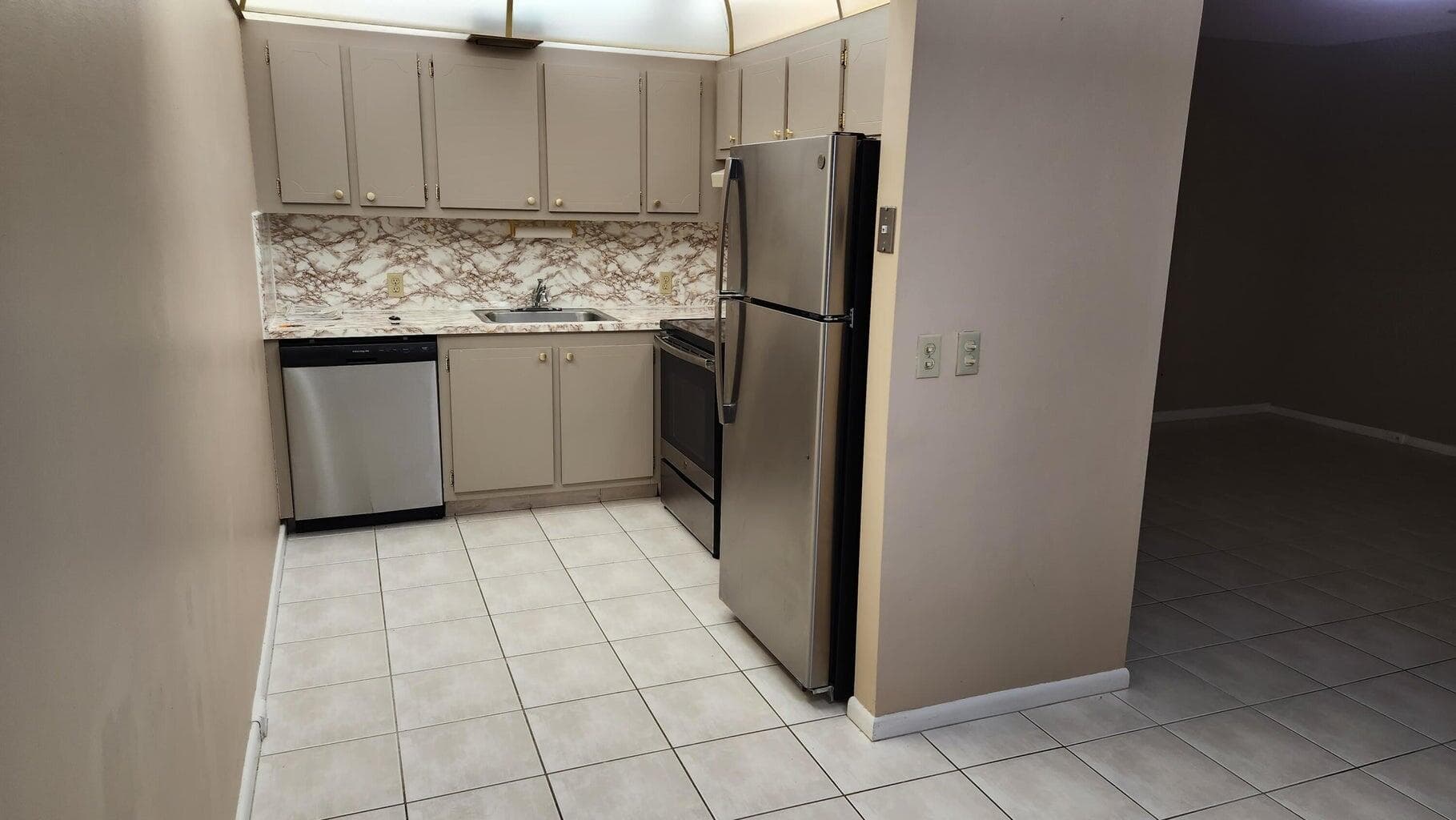 251 Fanshaw F, Boca Raton, FL 33434 — photo 1 of 15