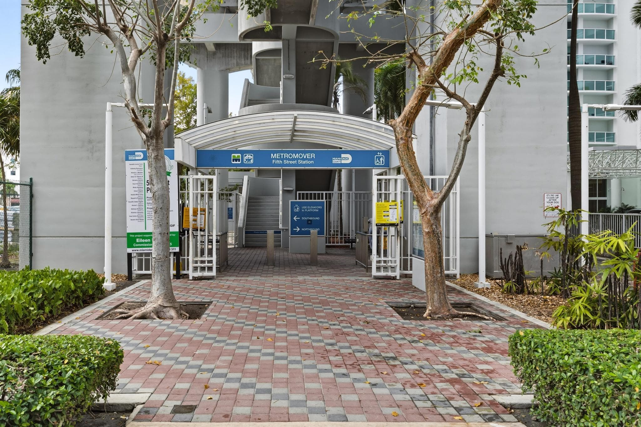 31 SE 6th Street 2601, Miami, FL 33131 — photo 39 of 55