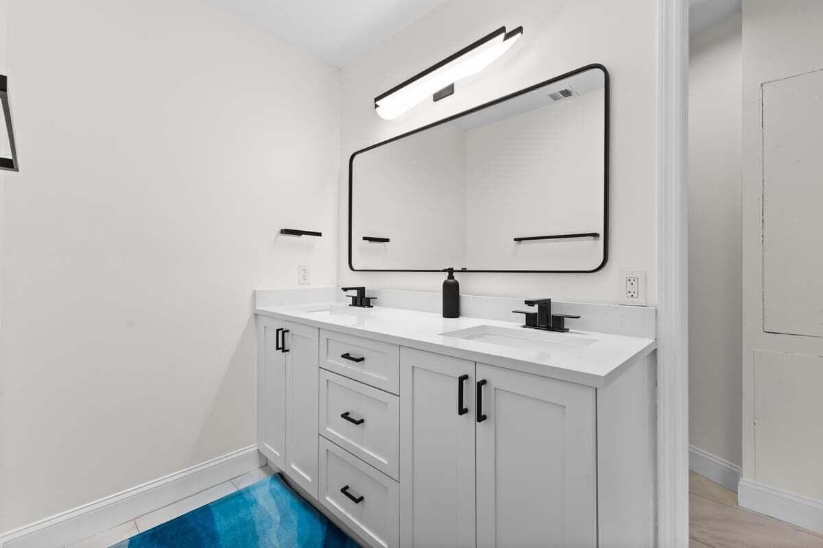 801 NE 1st Street 8, Fort Lauderdale, FL 33301 — photo 17 of 32