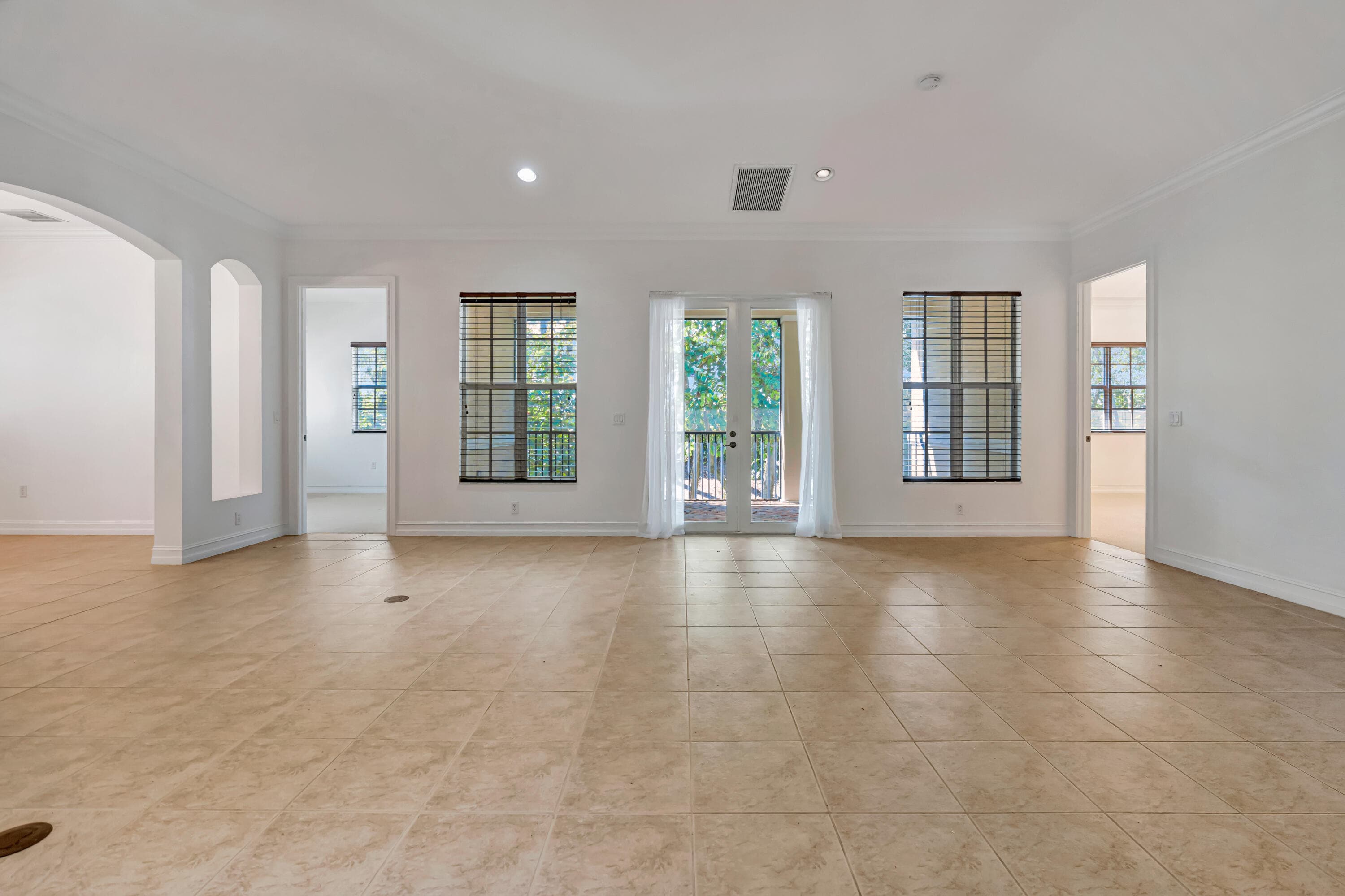 359 Chambord Terrace, Palm Beach Gardens, FL 33410 — photo 9 of 63