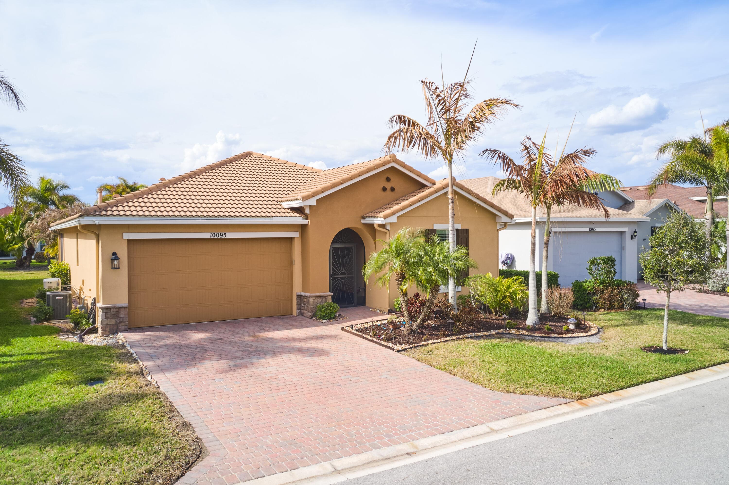 10095 SW Oak Tree Circle, Port St. Lucie, FL 34987 — photo 30 of 46