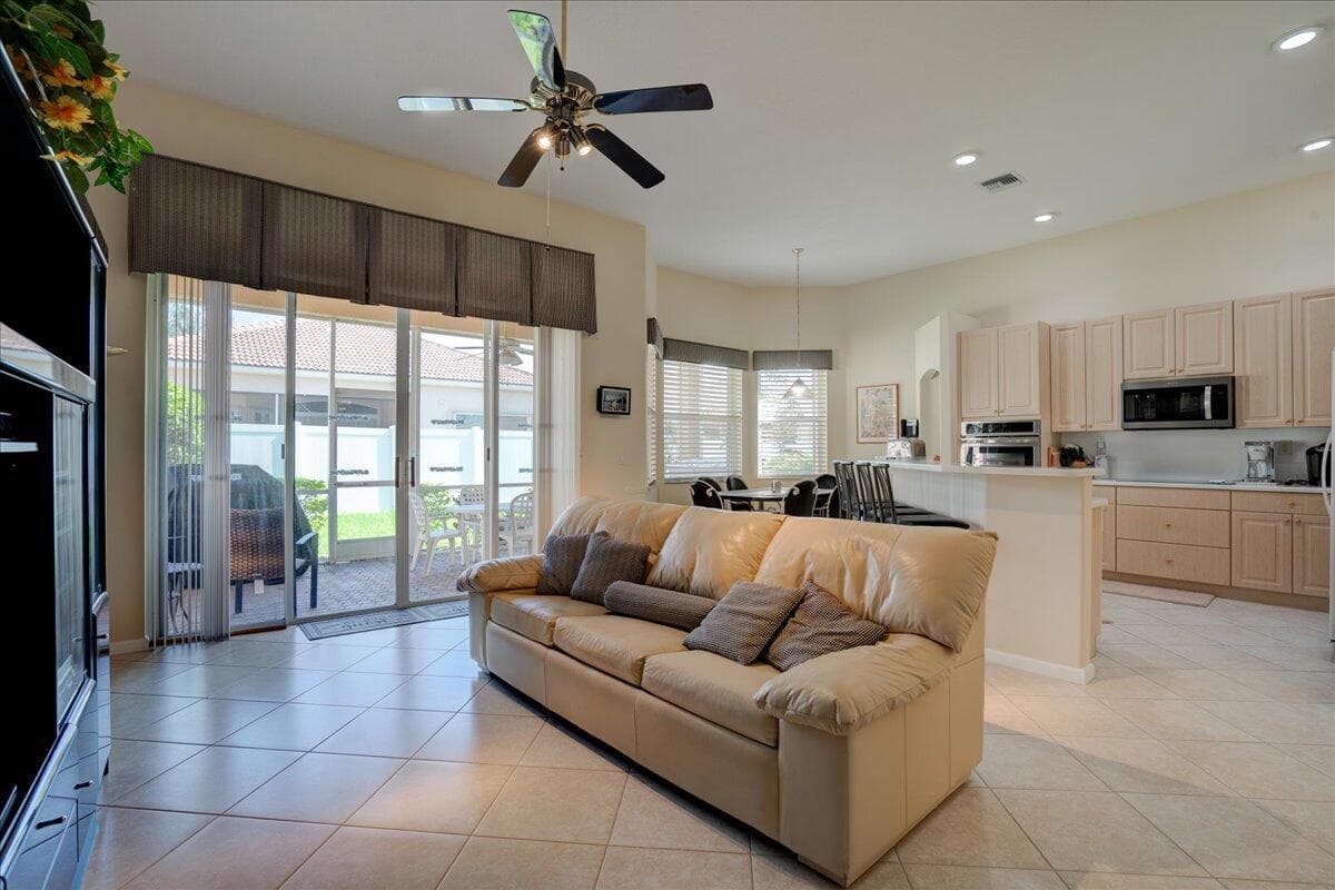 15323 Fiorenza Circle, Delray Beach, FL 33446 — photo 26 of 43