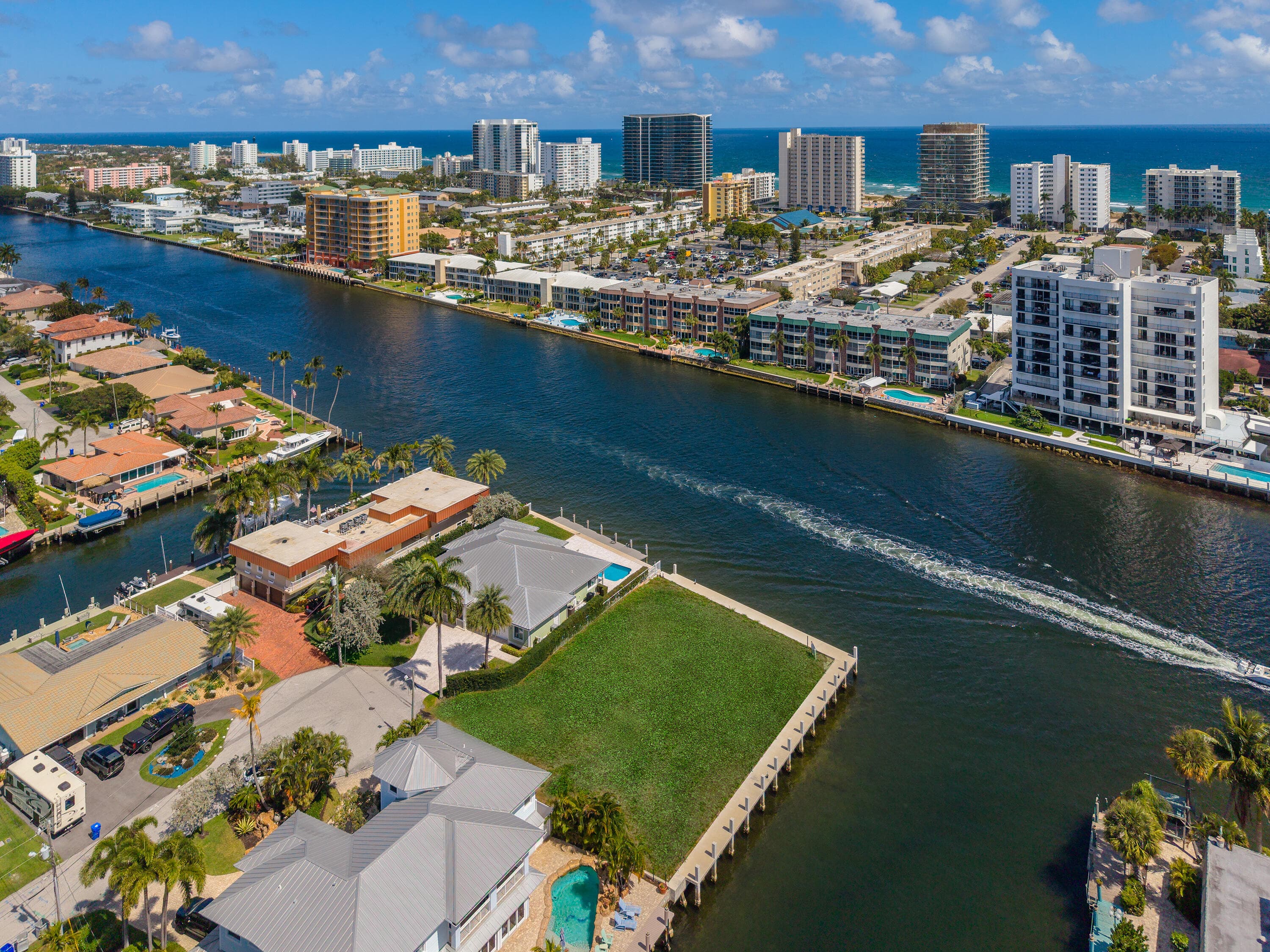 2748 NE 10th Street, Pompano Beach, FL 33062 — photo 10 of 10