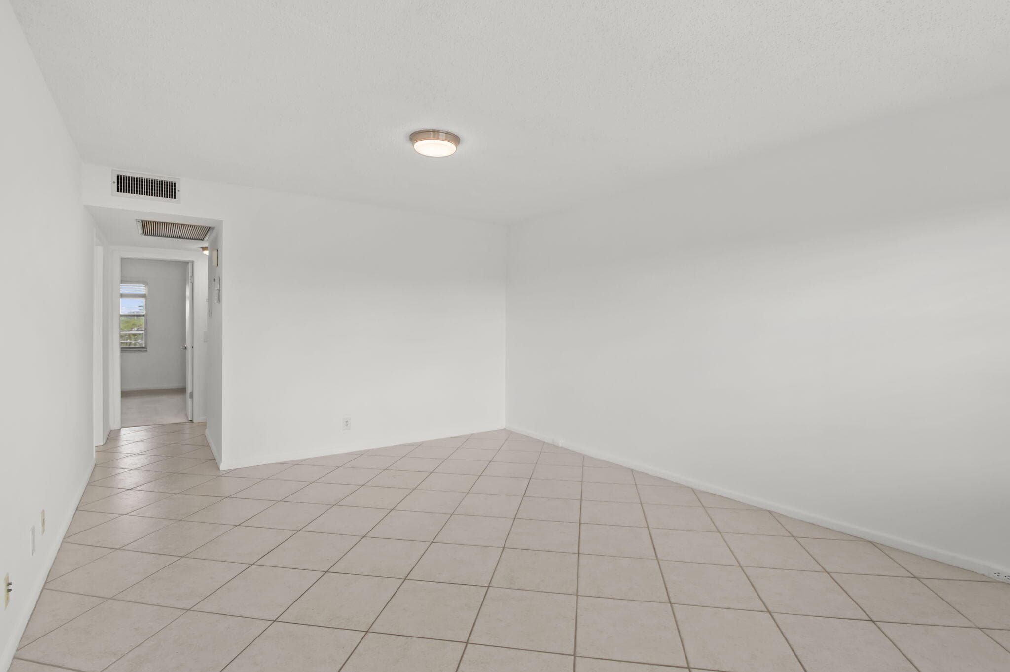 124 Preston C, Boca Raton, FL 33434 — photo 2 of 41