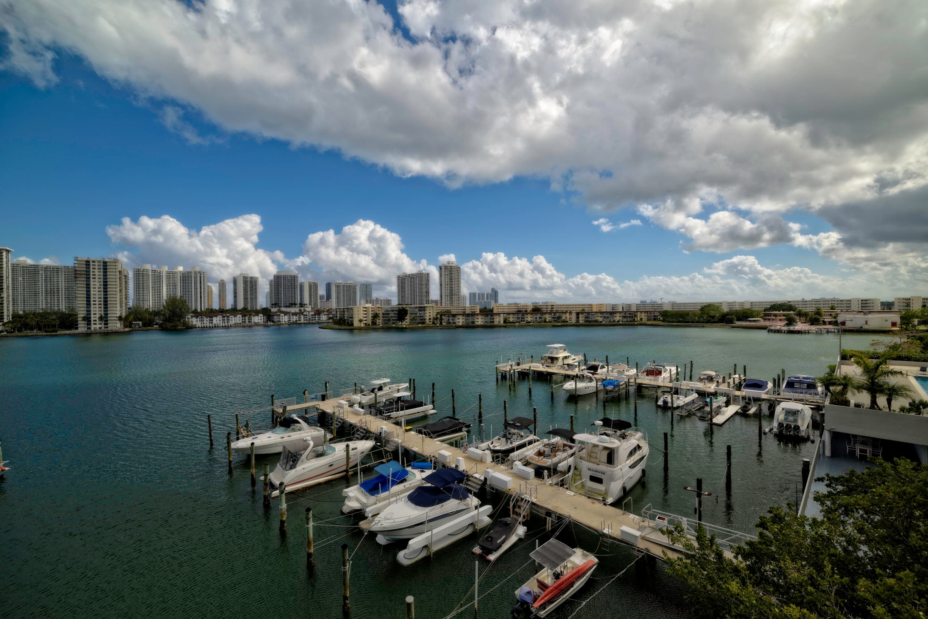 18081 Biscayne Boulevard 403, Aventura, FL 33160 — photo 23 of 32