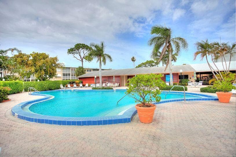 2616 N Gardens Drive 105, Lake Worth, FL 33461 — photo 16 of 17
