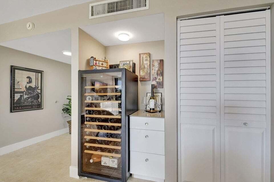 3590 S Ocean Boulevard 104, South Palm Beach, FL 33480 — photo 5 of 59