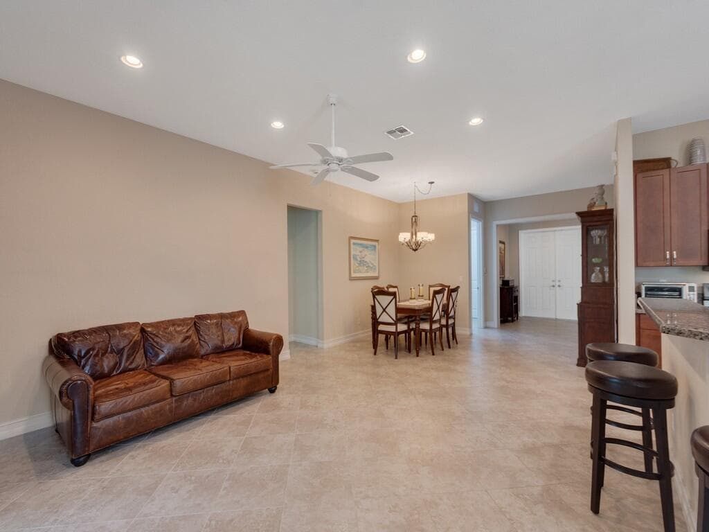 4338 56th Lane, Vero Beach, FL 32967 — photo 11 of 36