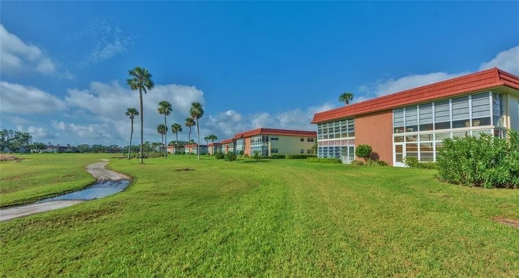 106 Spring Lake Court 201, Vero Beach, FL 32962 — photo 4 of 24