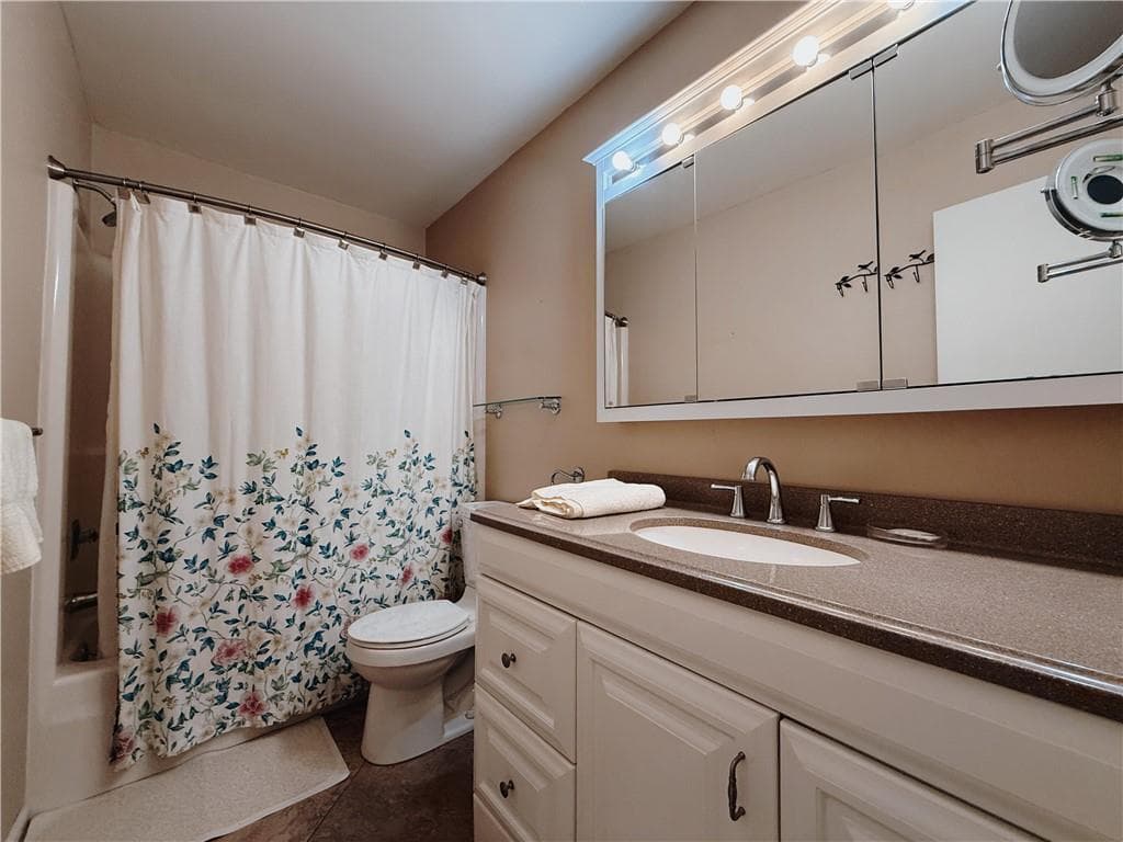 106 Spring Lake Court 201, Vero Beach, FL 32962 — photo 11 of 24