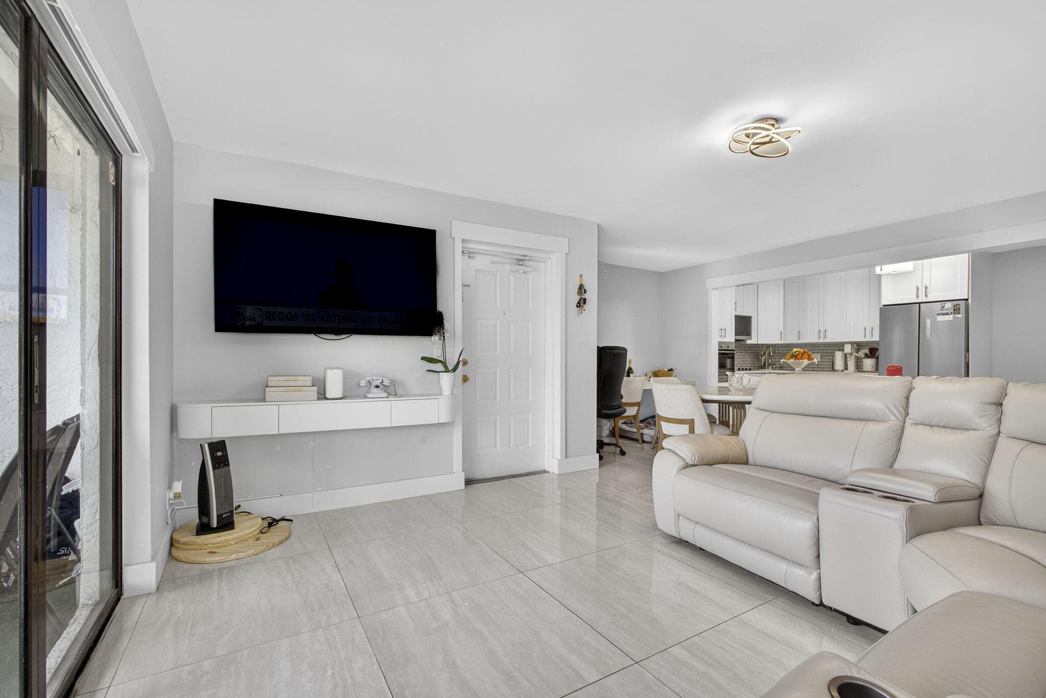 1115 Green Pine Boulevard D2, West Palm Beach, FL 33409 — photo 4 of 43
