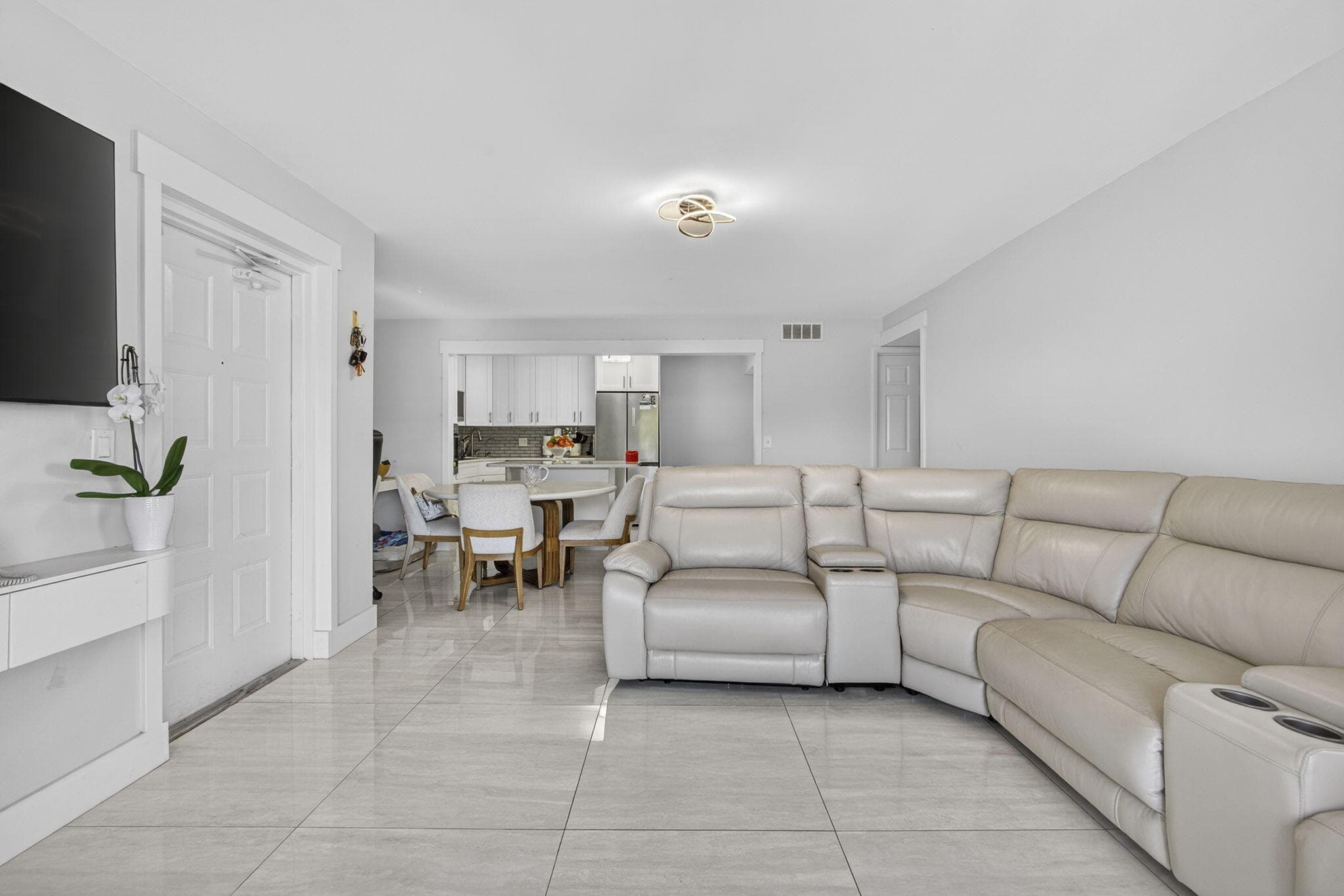 1115 Green Pine Boulevard D2, West Palm Beach, FL 33409 — photo 5 of 43
