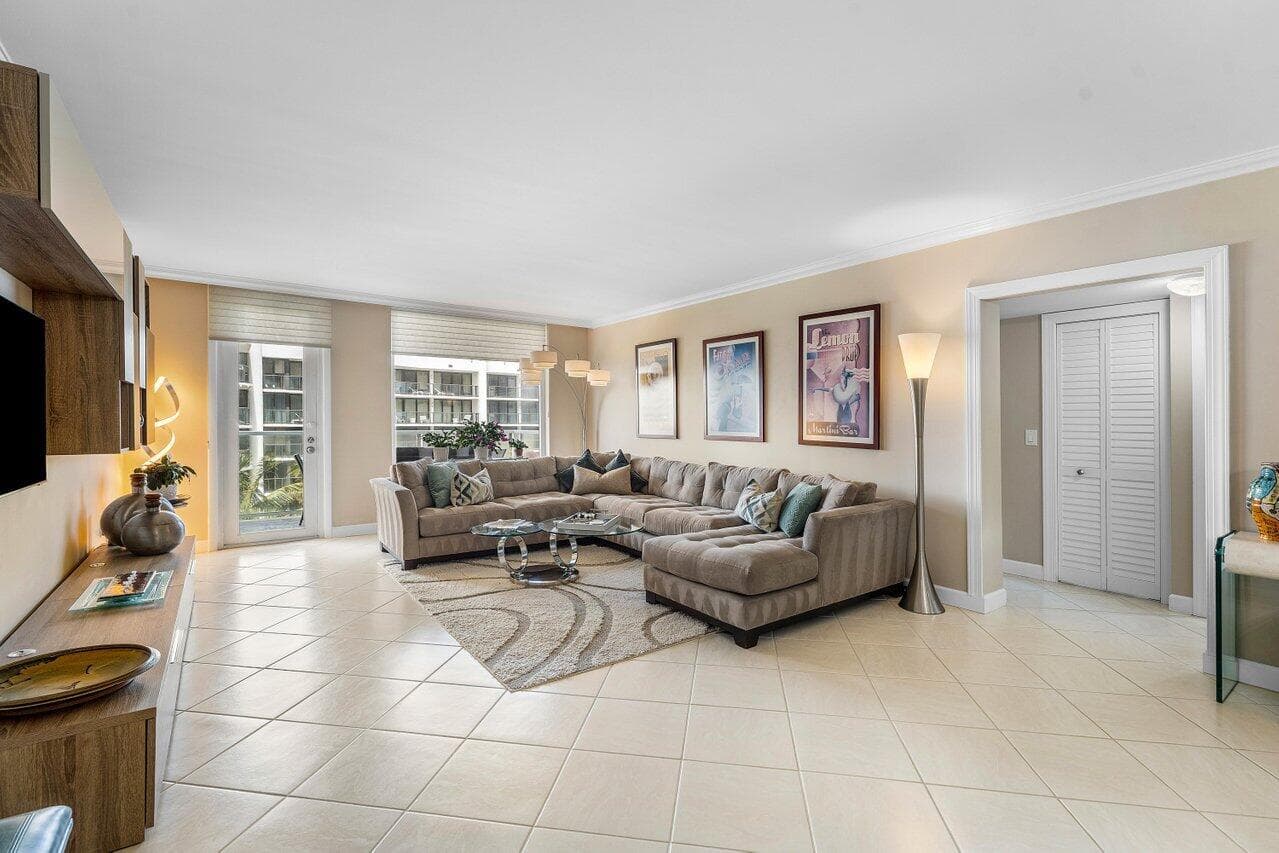3450 S Ocean Boulevard 5010, Palm Beach, FL 33480 — photo 11 of 50