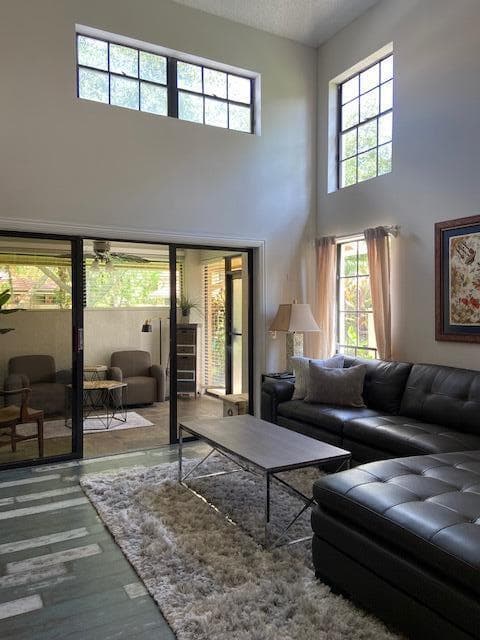 364 Prestwick Circle 4, Palm Beach Gardens, FL 33418 — photo 6 of 39