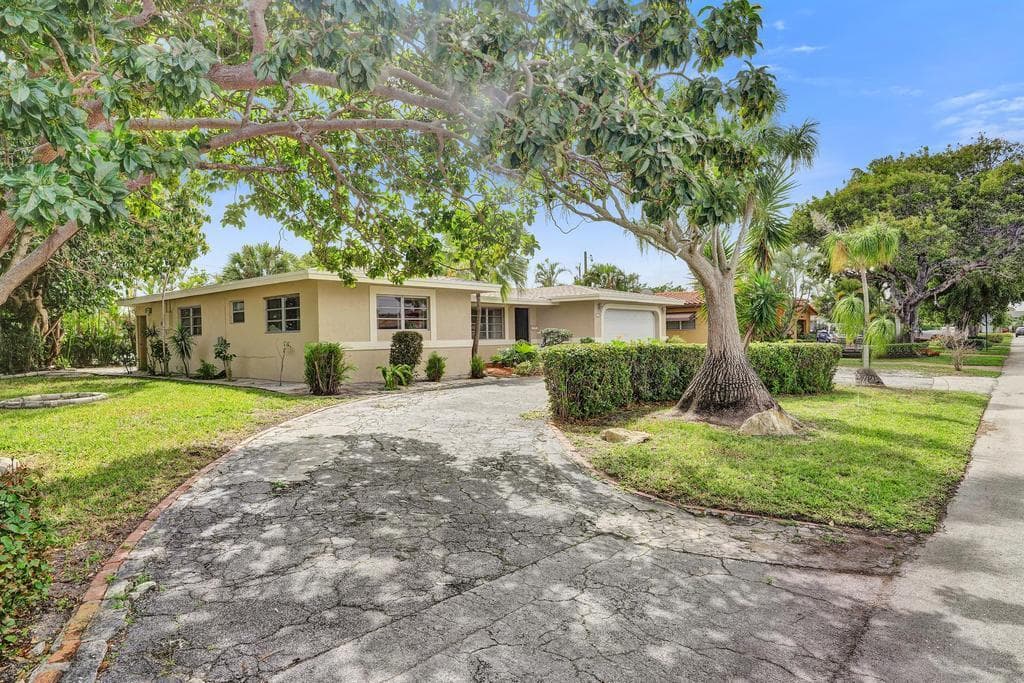 1004 SE 11th Street, Deerfield Beach, FL 33441 — photo 8 of 65