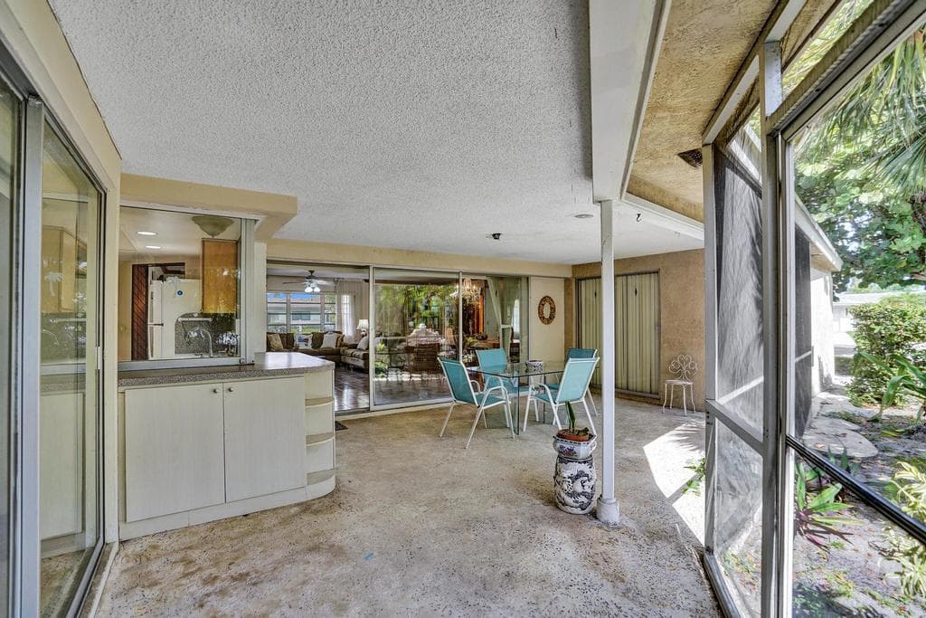 1004 SE 11th Street, Deerfield Beach, FL 33441 — photo 18 of 65