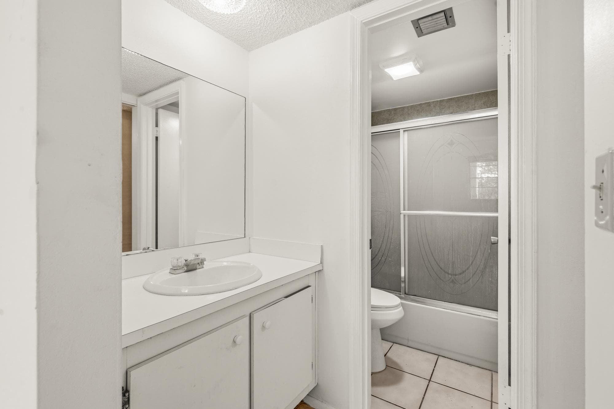 9340 Lagoon Place 206, Davie, FL 33324 — photo 21 of 26