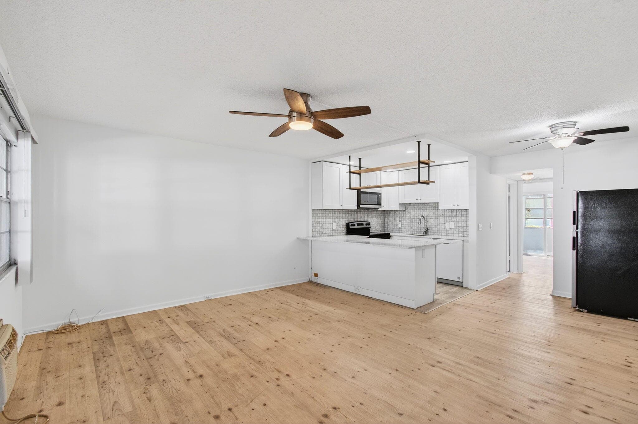 247 Ventnor R, Deerfield Beach, FL 33442 — photo 8 of 124