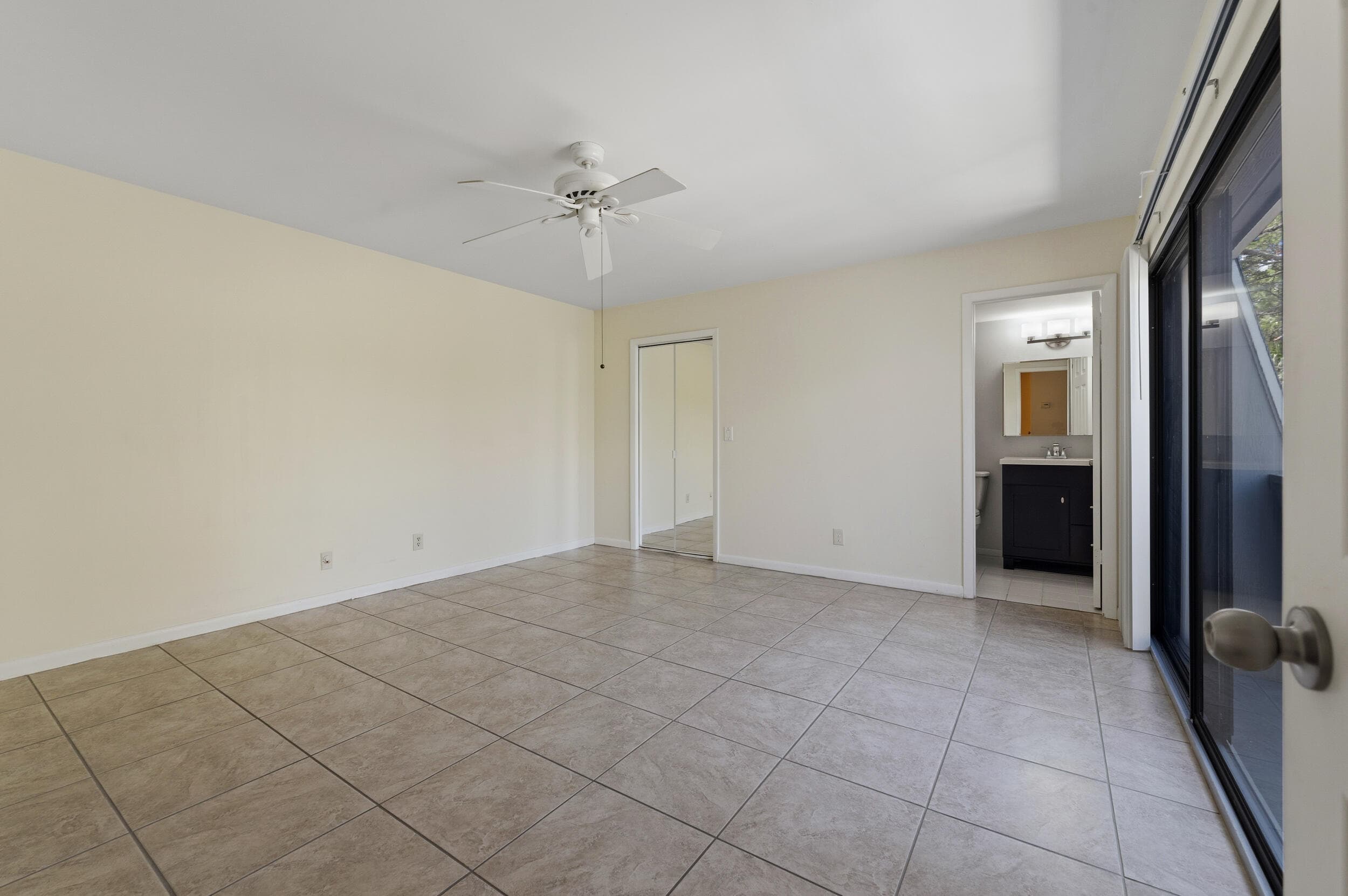 3852 SE Jefferson Street, Stuart, FL 34997 — photo 18 of 42