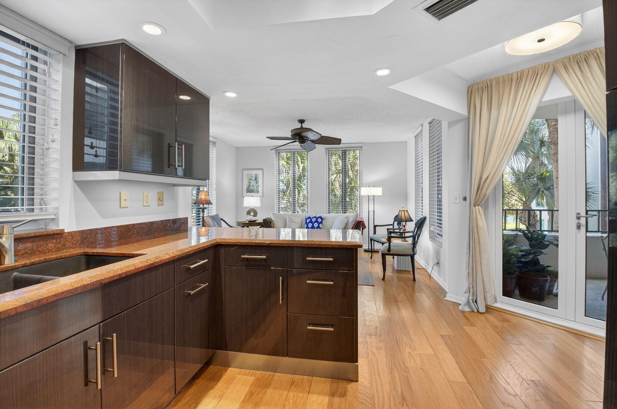 100 SE 5th Avenue 308, Boca Raton, FL 33432 — photo 31 of 59