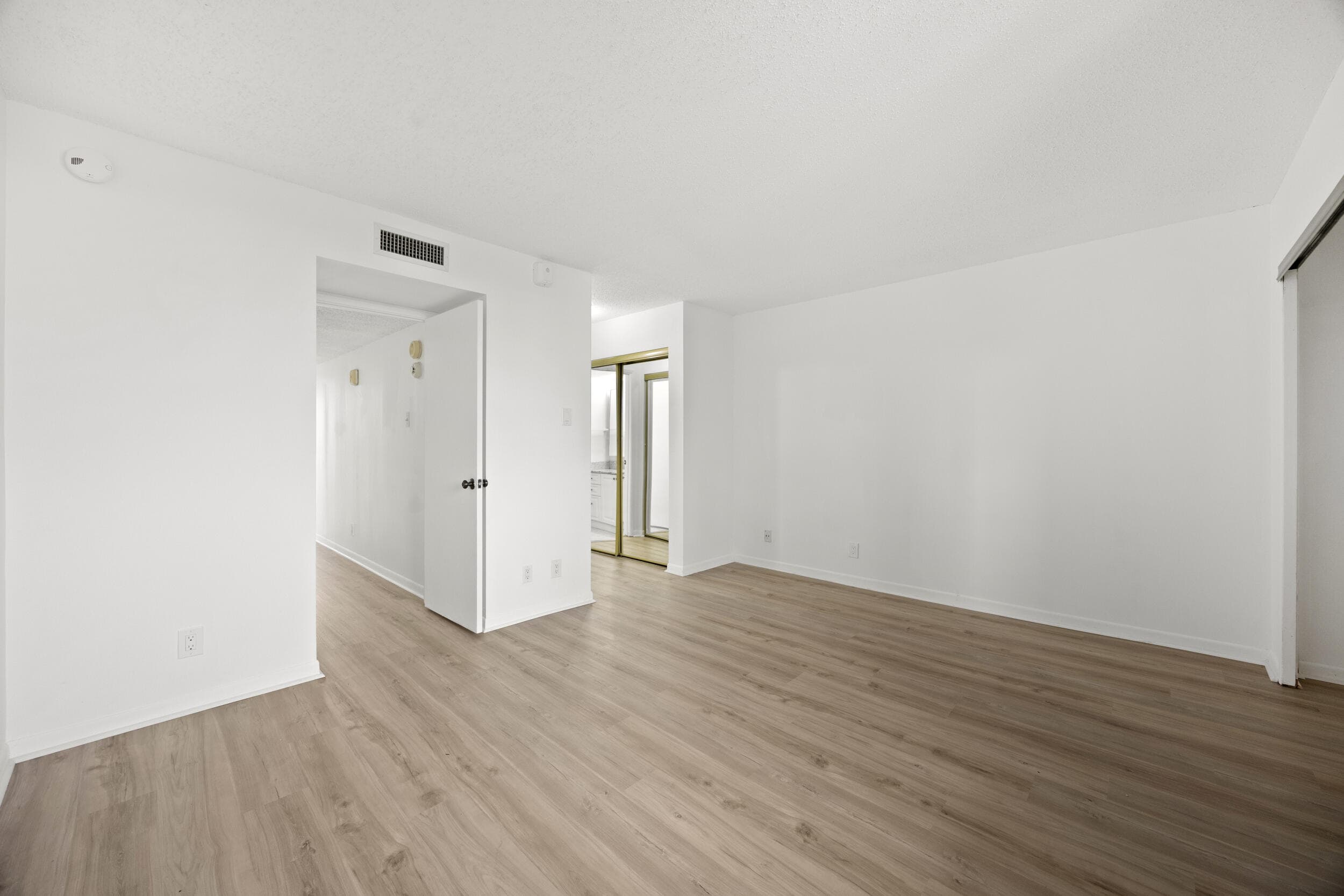 1401 S Federal Highway 220, Boca Raton, FL 33432 — photo 25 of 27