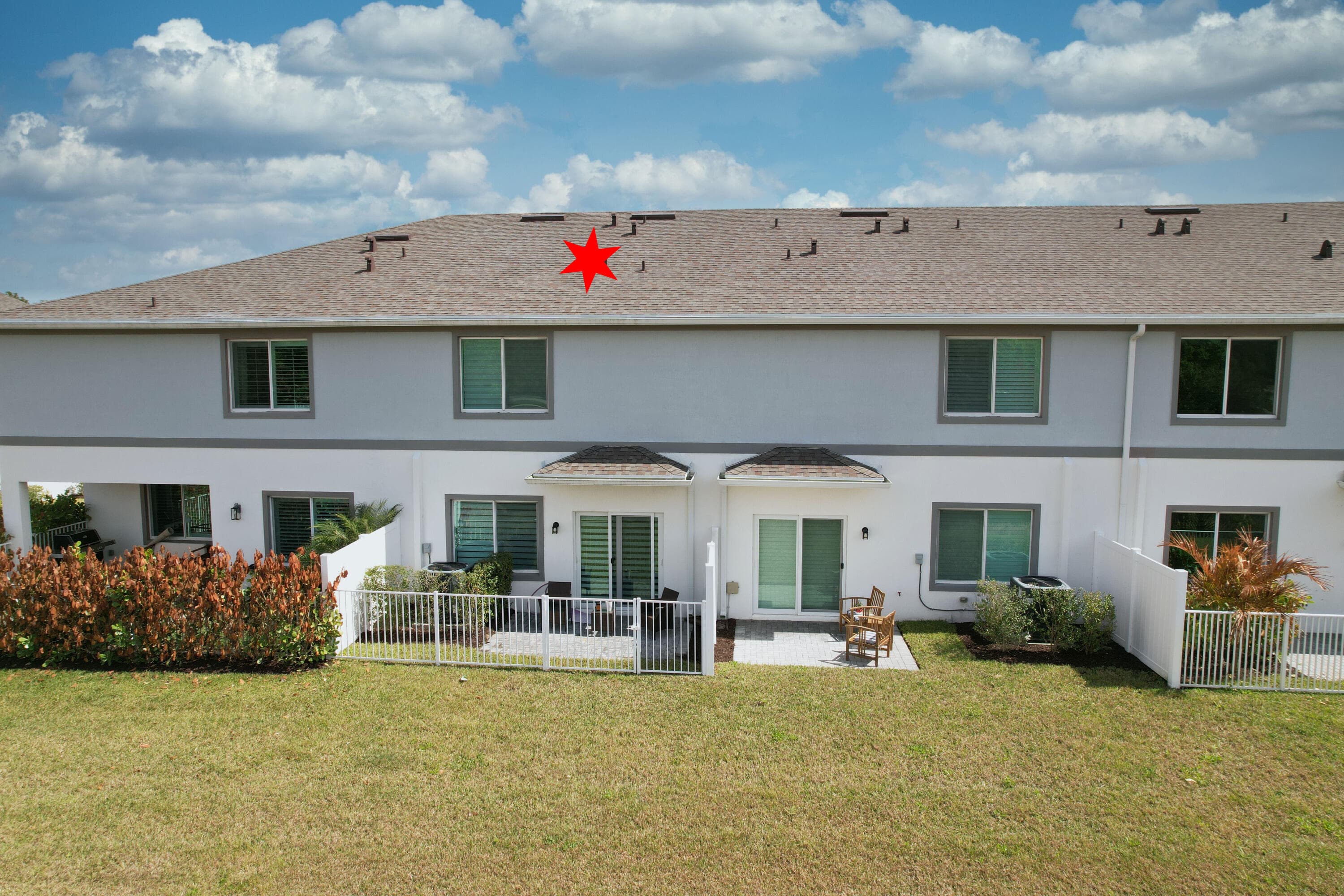 656 NE Waters Edge Lane, Port St. Lucie, FL 34983 — photo 9 of 32