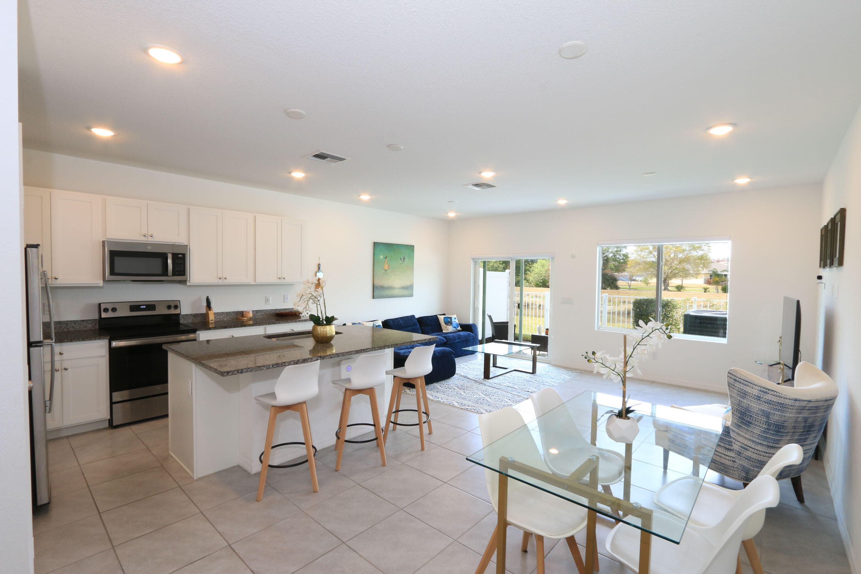 656 NE Waters Edge Lane, Port St. Lucie, FL 34983 — photo 5 of 32