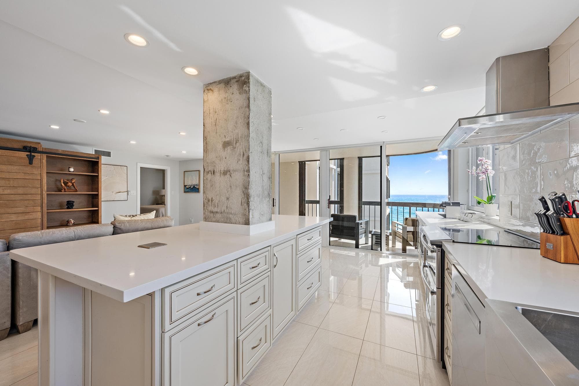 5380 N Ocean Drive 12a, Singer Island, FL 33404 — photo 10 of 36