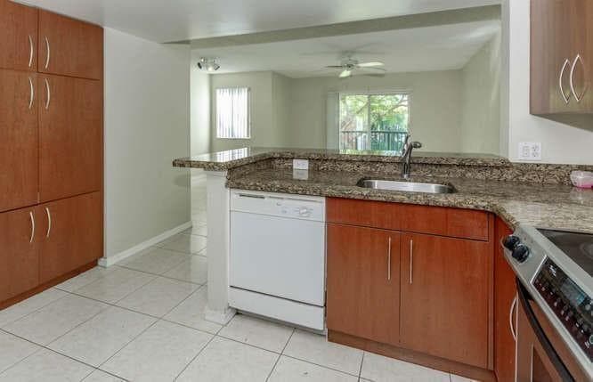 4151 N Haverhill Road 1508, West Palm Beach, FL 33417 — photo 6 of 16