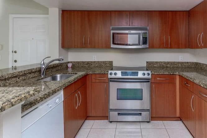 4151 N Haverhill Road 1508, West Palm Beach, FL 33417 — photo 7 of 16