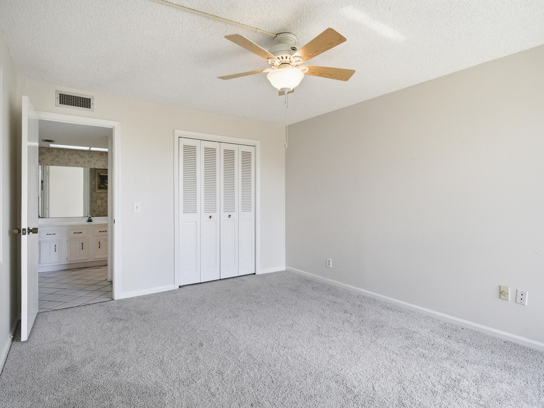 5390 Woodland Lakes Drive 104, Palm Beach Gardens, FL 33418 — photo 13 of 29