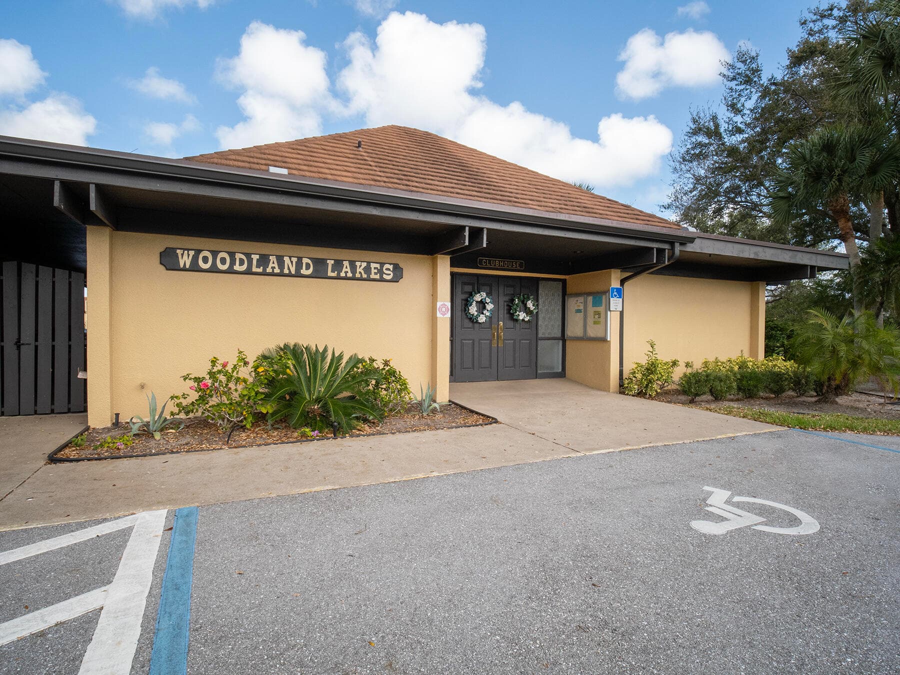 5390 Woodland Lakes Drive 104, Palm Beach Gardens, FL 33418 — photo 19 of 29