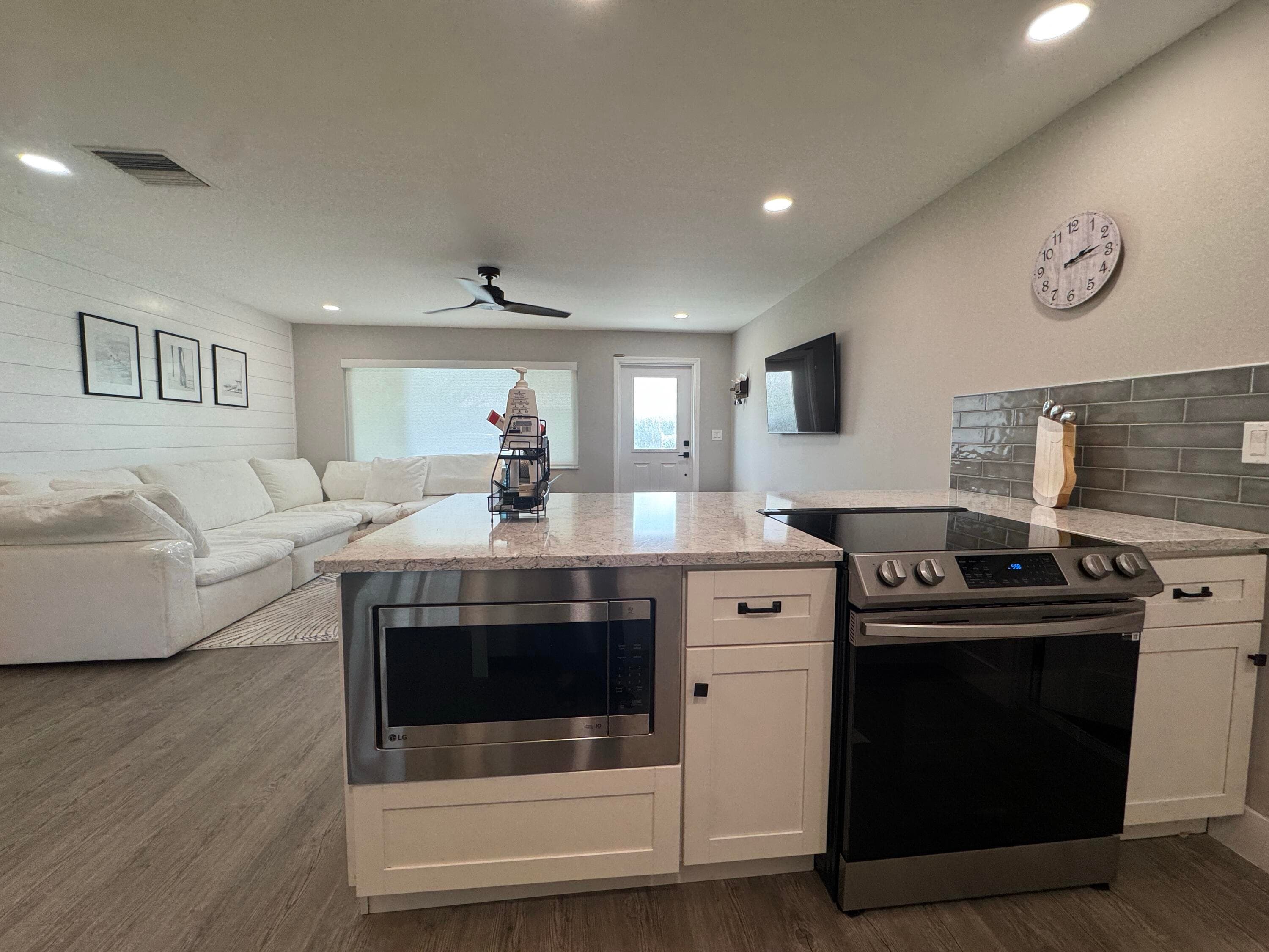 108 SW 9th Street, Boynton Beach, FL 33426 — photo 15 of 39