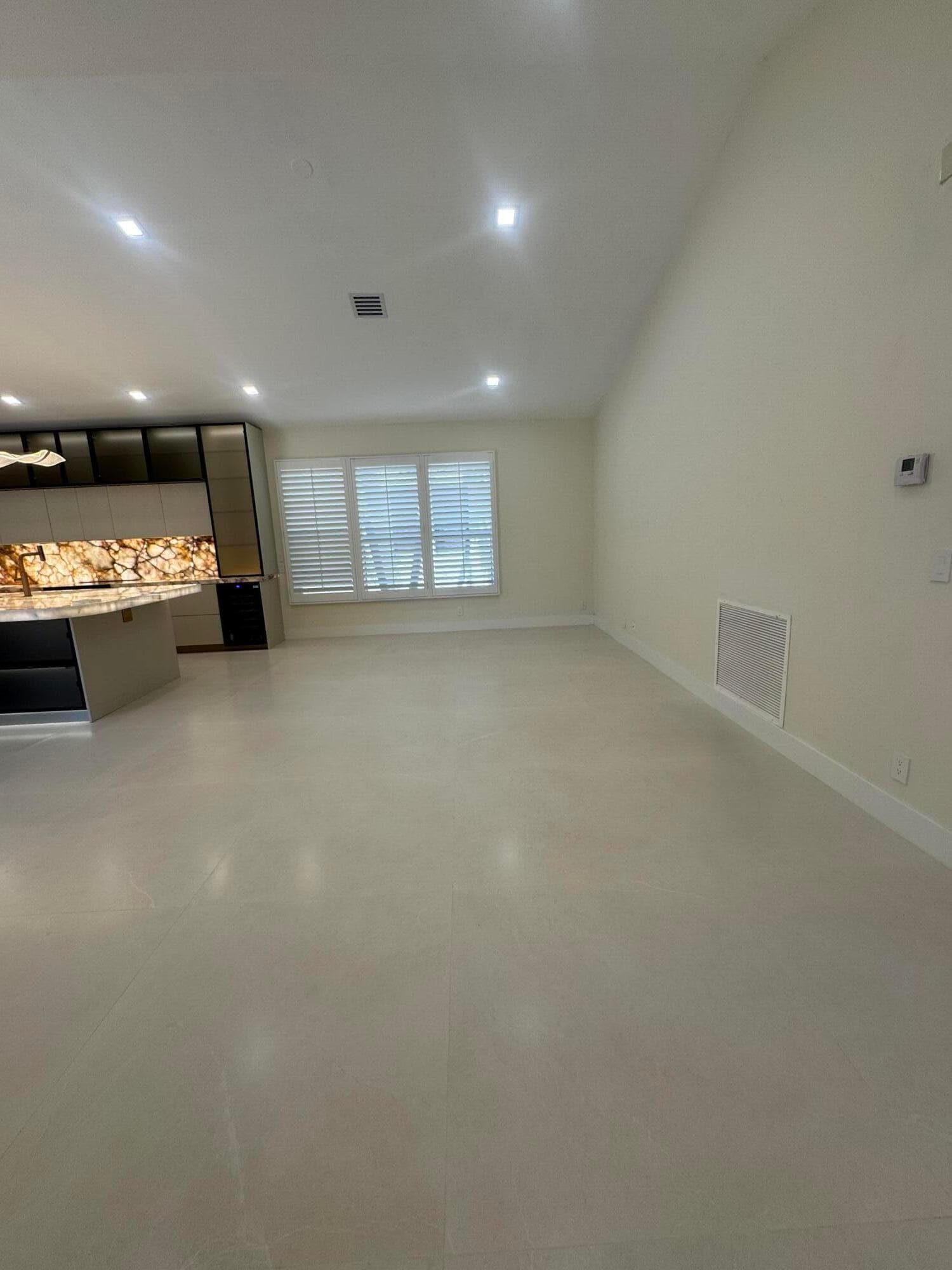 7686 La Corniche Circle, Boca Raton, FL 33433 — photo 10 of 35